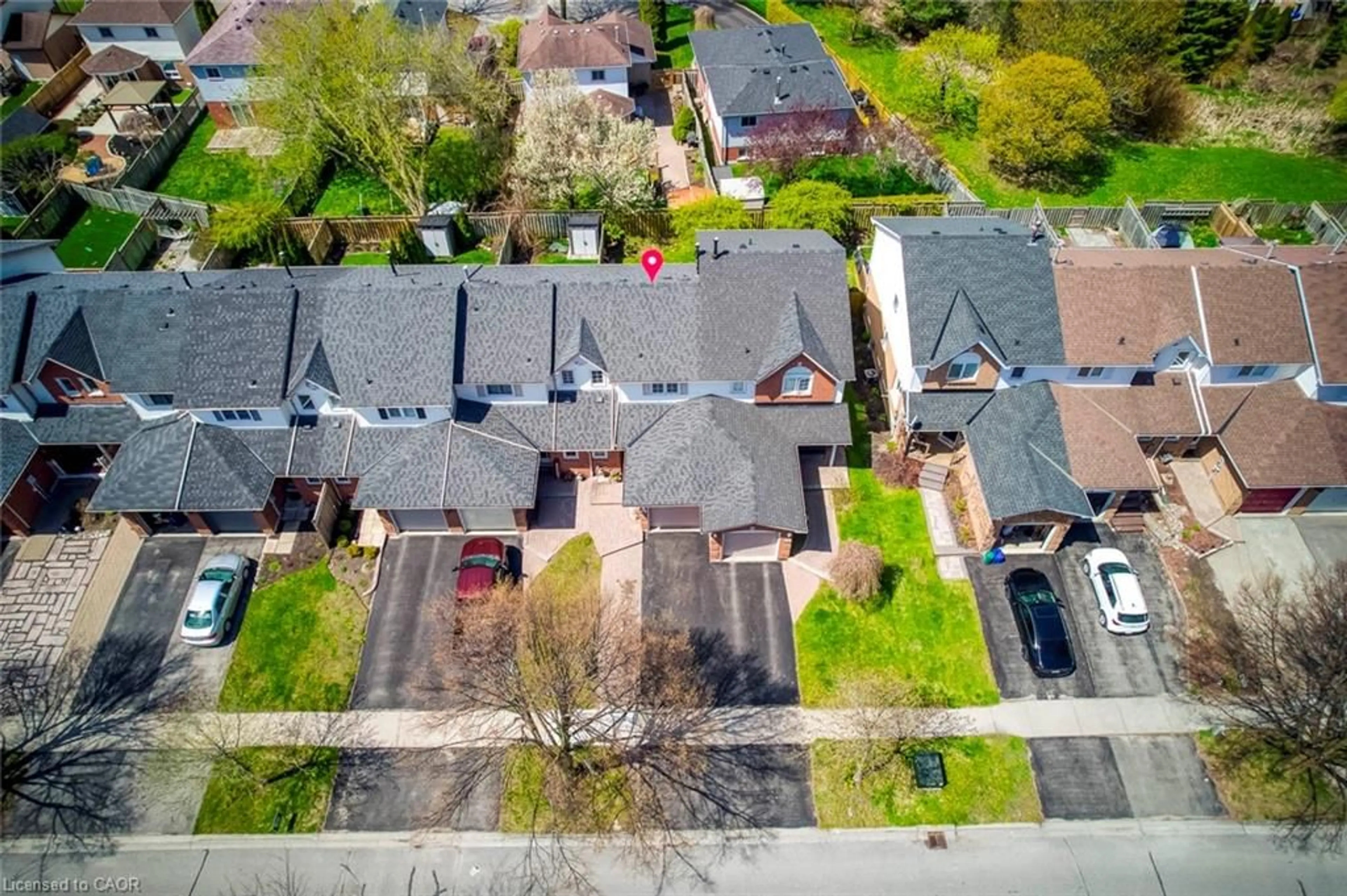 A pic from outside/outdoor area/front of a property/back of a property/a pic from drone, street for 48 Pidduck St, Durham Ontario L1E 2W2