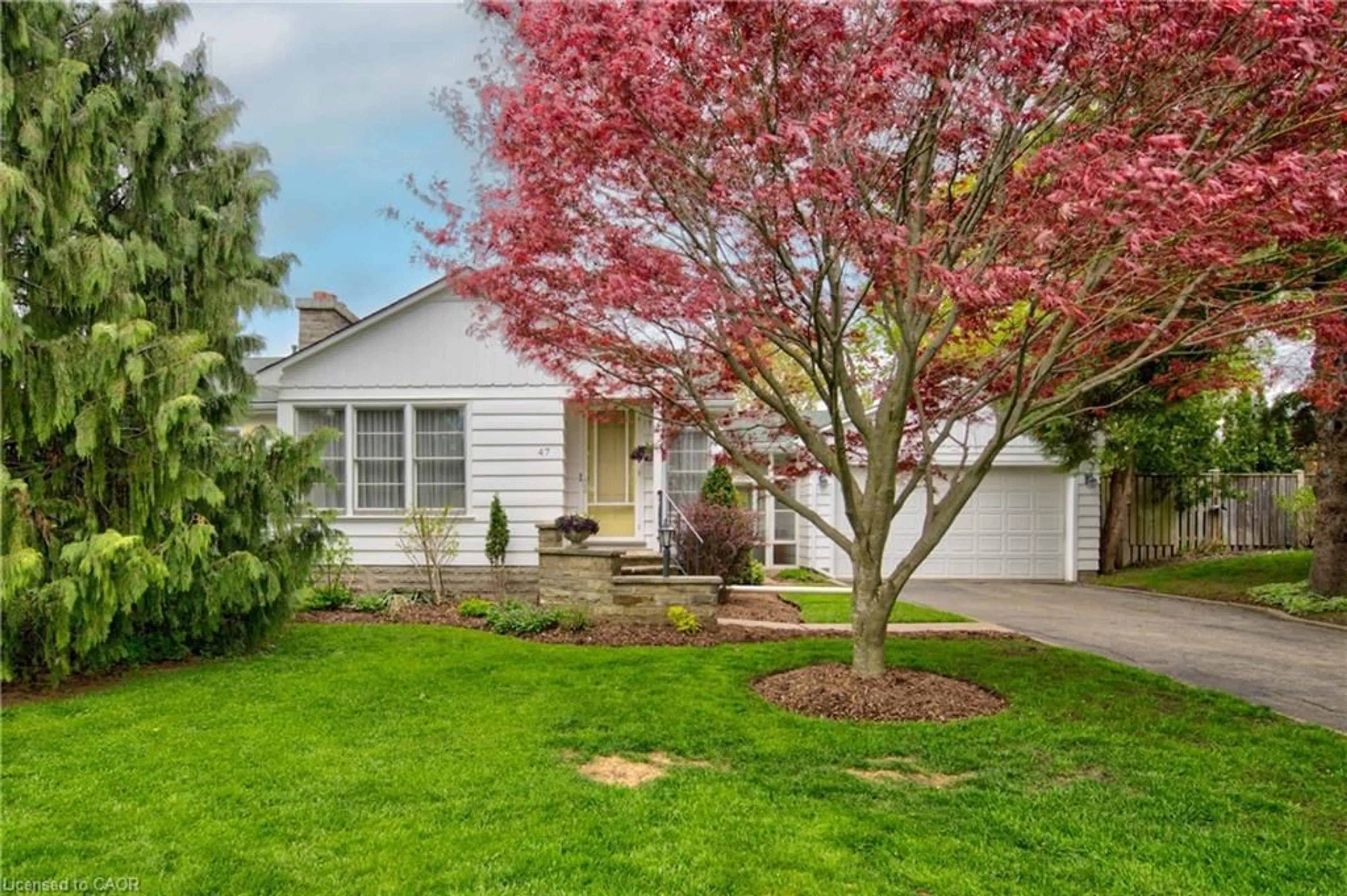 Home with vinyl exterior material, street for 47 Branchton Rd, Cambridge Ontario N1R 5S2