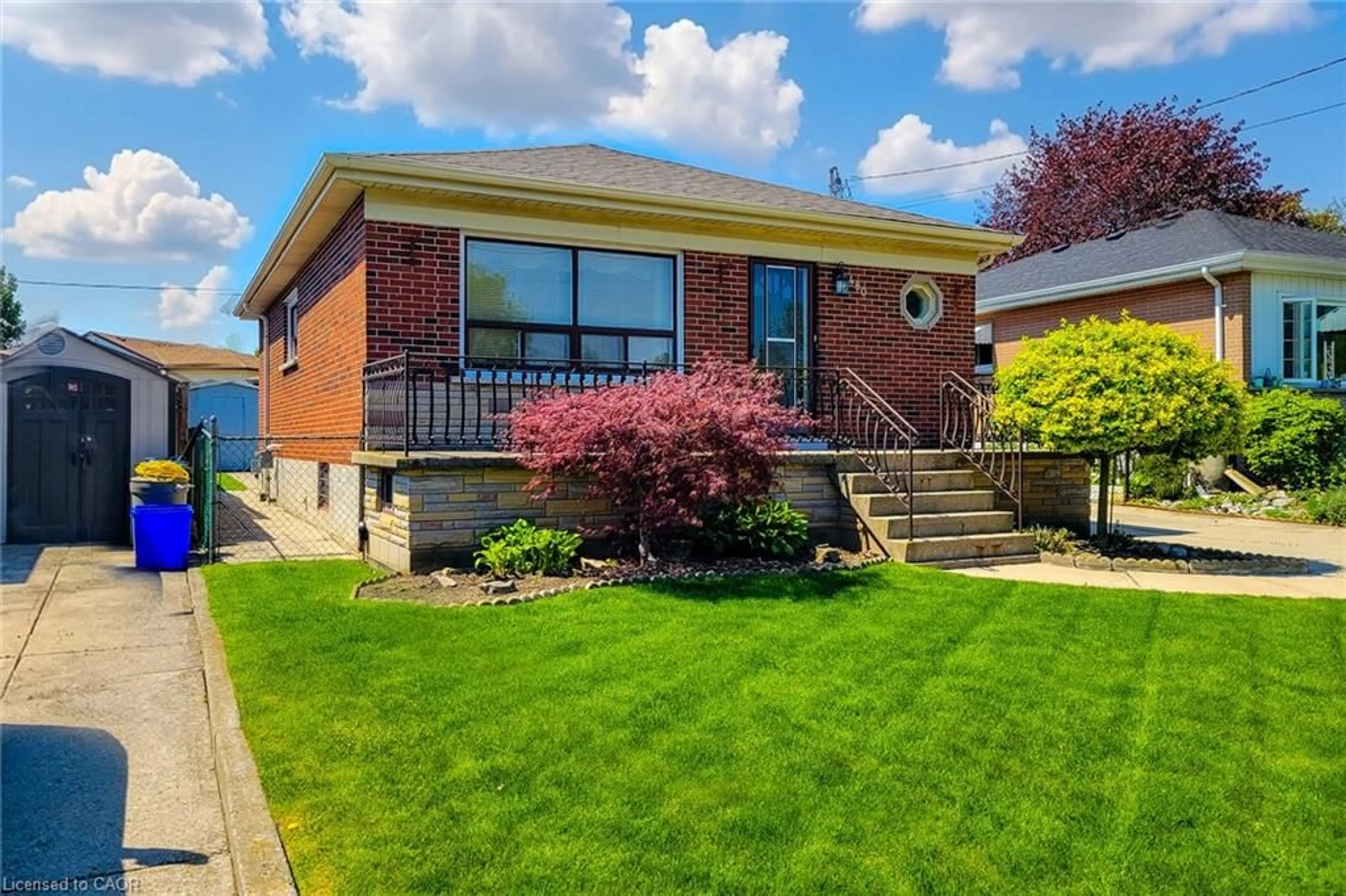 Home with brick exterior material, street for 480 Franklin Rd, Hamilton Ontario L8V 2A3