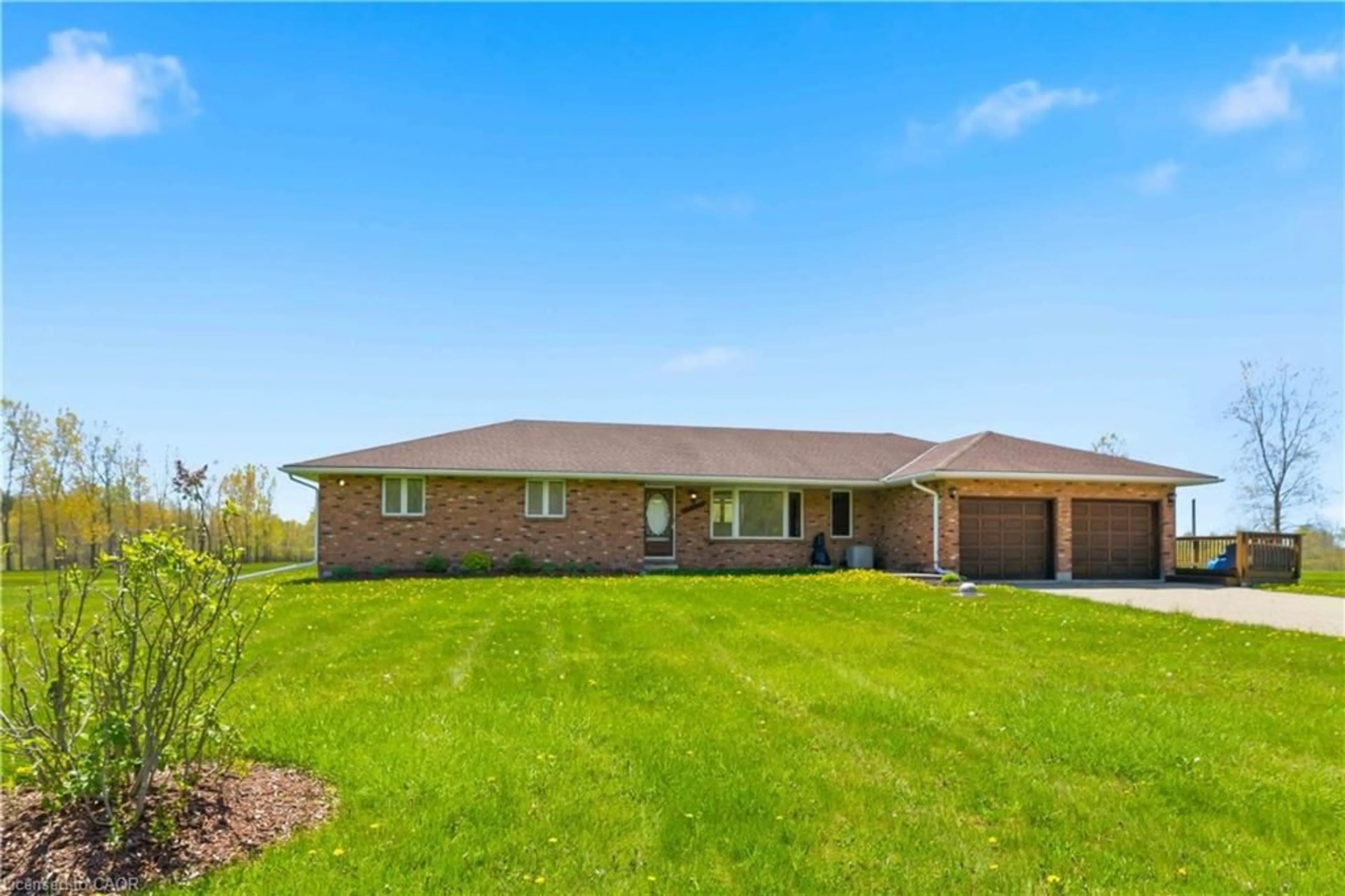 Home with brick exterior material, unknown for 2567 Townline Rd, Stevensville Ontario L0S 1S0