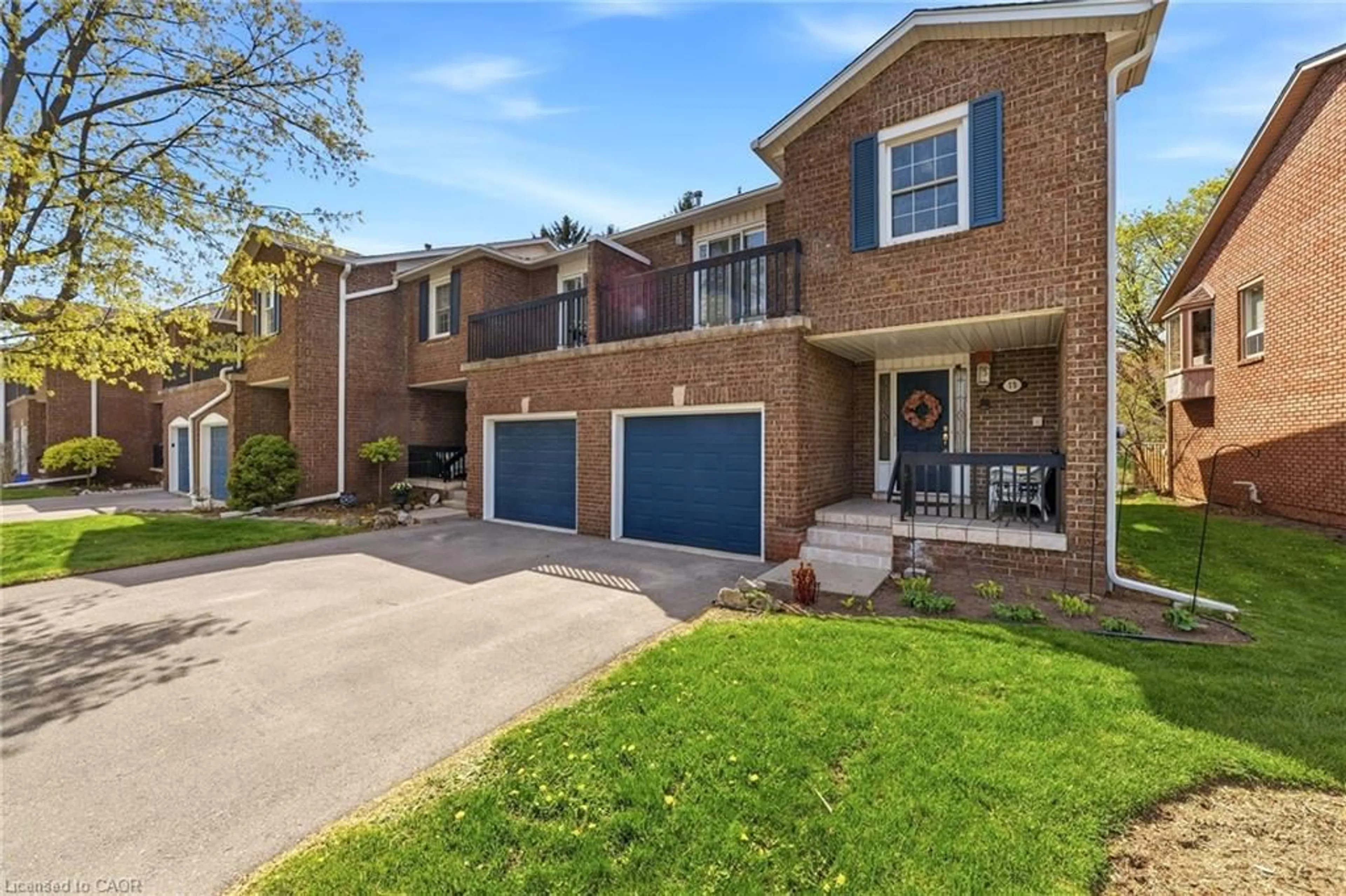 Home with brick exterior material, street for 1205 Lambs Crt #15, Burlington Ontario L7S 2G5