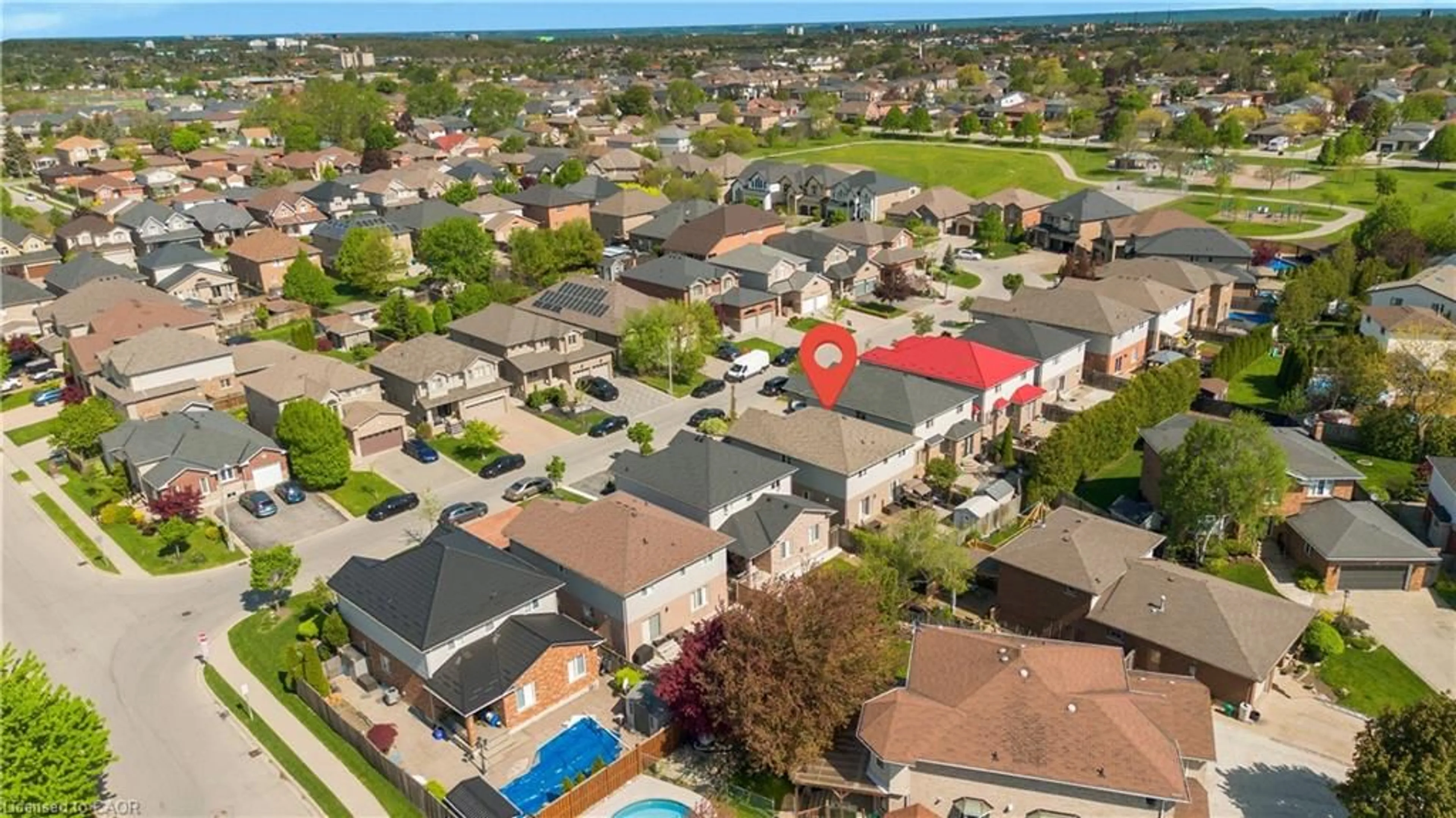 A pic from outside/outdoor area/front of a property/back of a property/a pic from drone, street for 115 Erika Cres, Hamilton Ontario L8W 3W2
