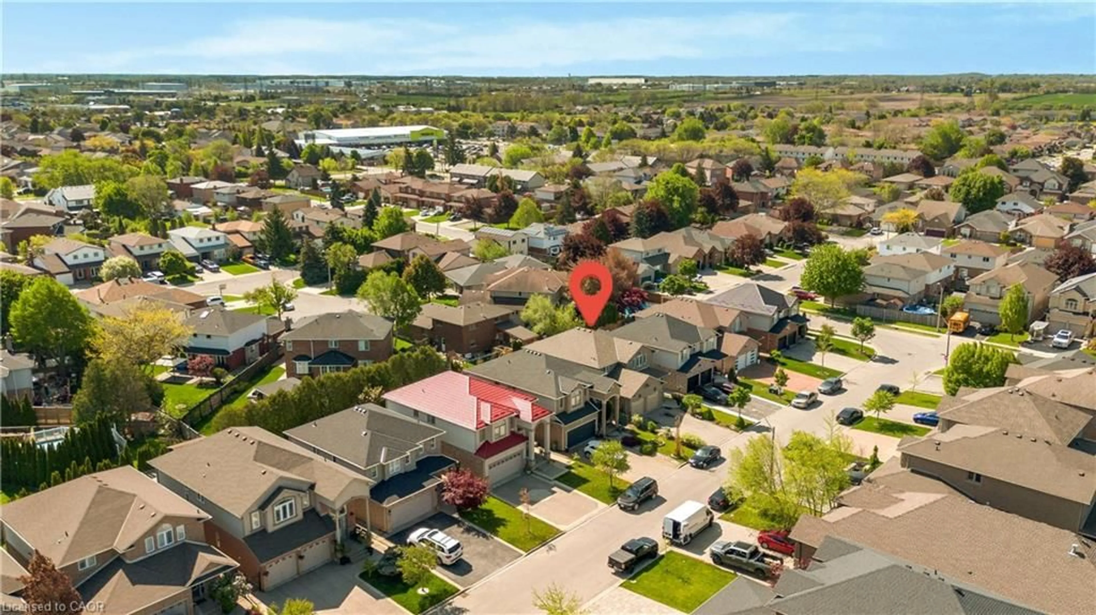 A pic from outside/outdoor area/front of a property/back of a property/a pic from drone, street for 115 Erika Cres, Hamilton Ontario L8W 3W2