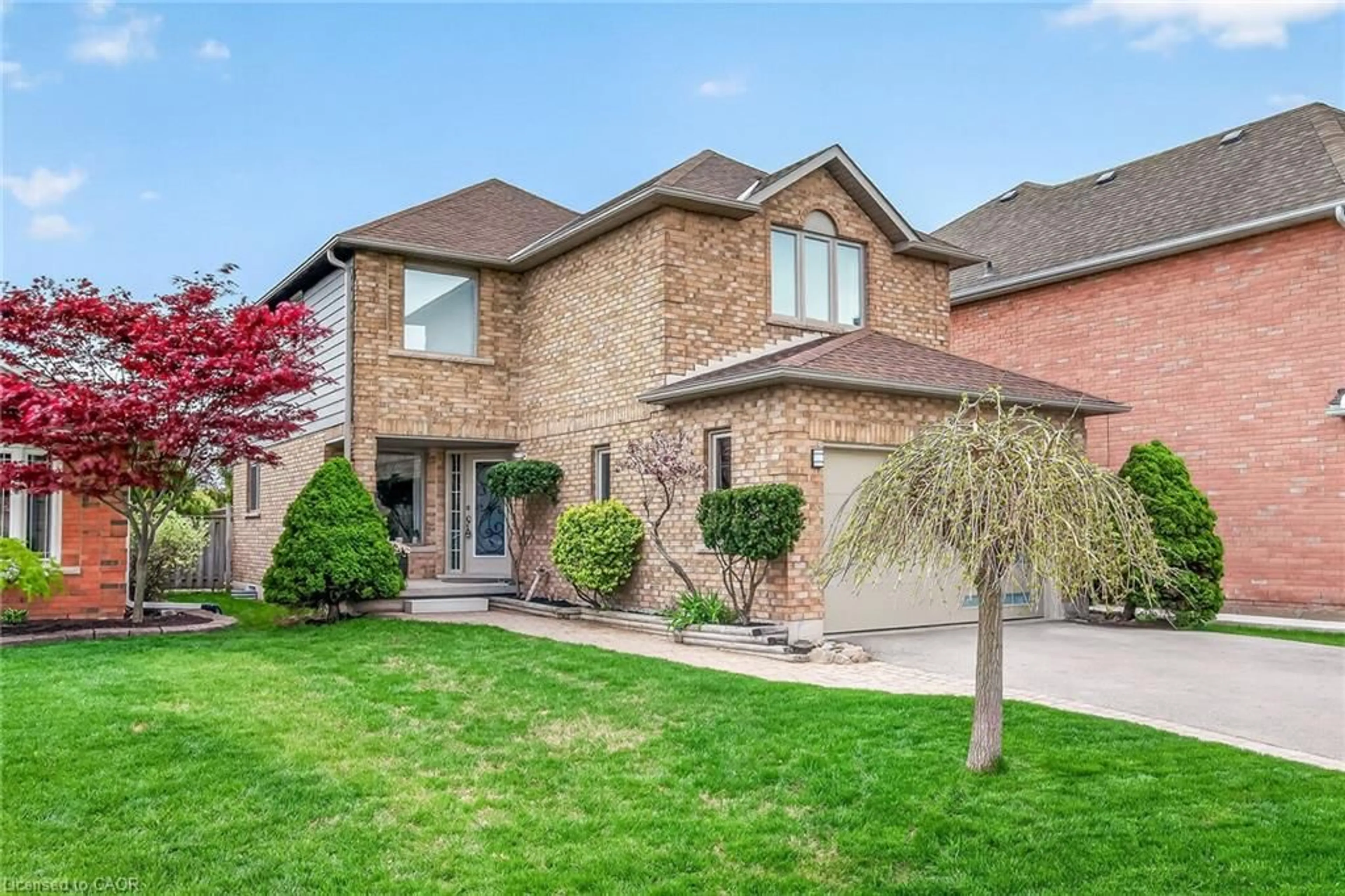 Home with brick exterior material, street for 35 Cove Cres, Stoney Creek Ontario L8E 5A3