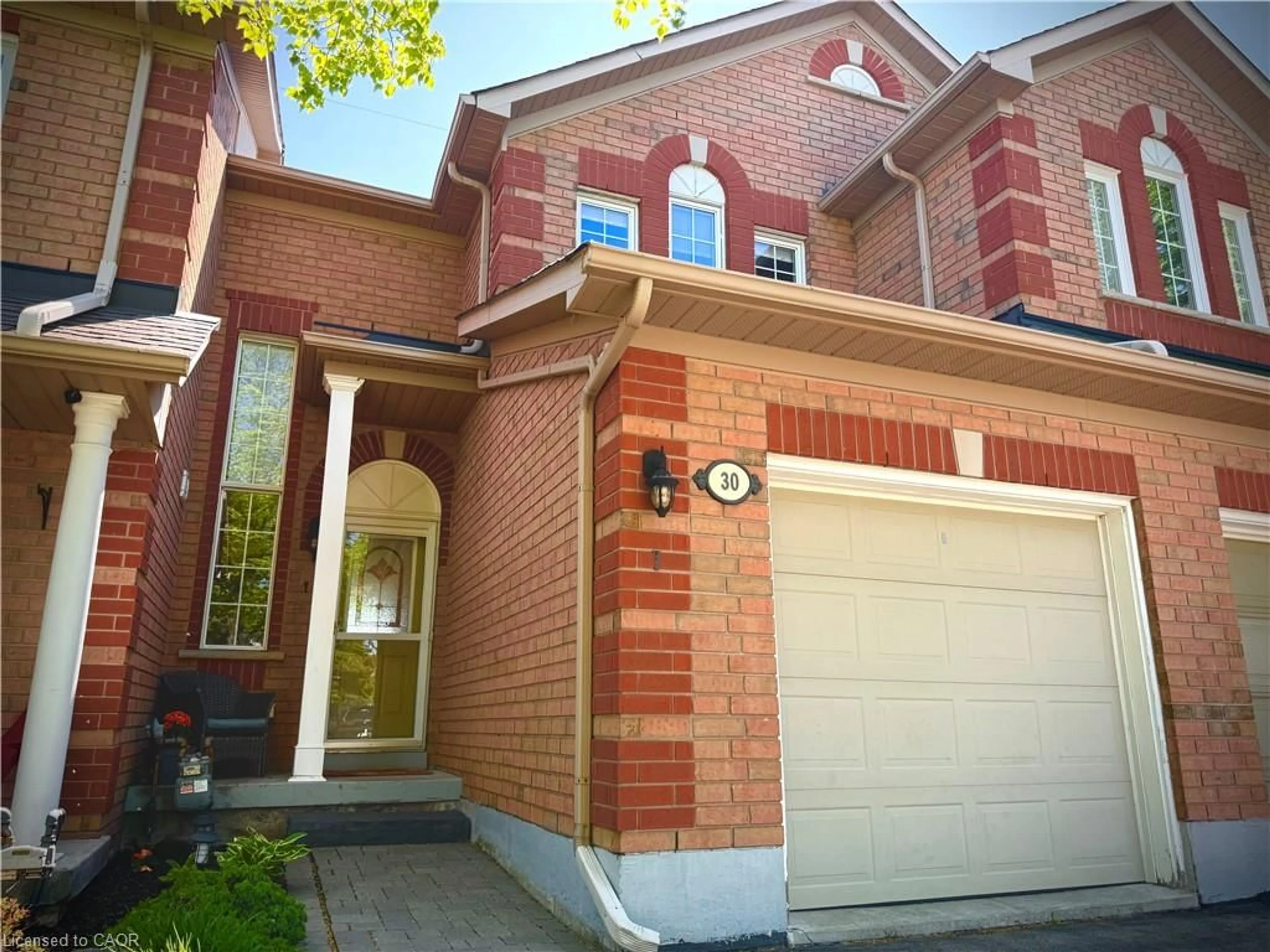 Home with brick exterior material, street for 2871 Darien Rd #30, Burlington Ontario L7M 4R6