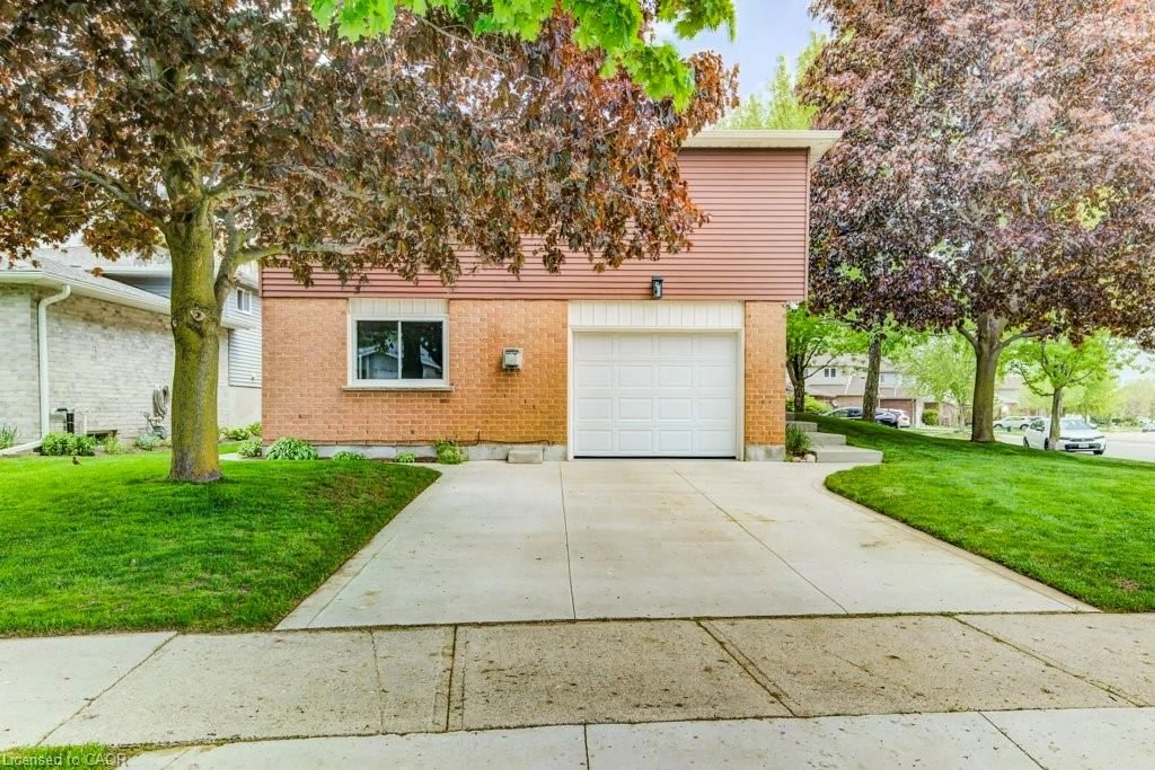Unknown for 351 Auburn Dr, Waterloo Ontario N2K 3K8
