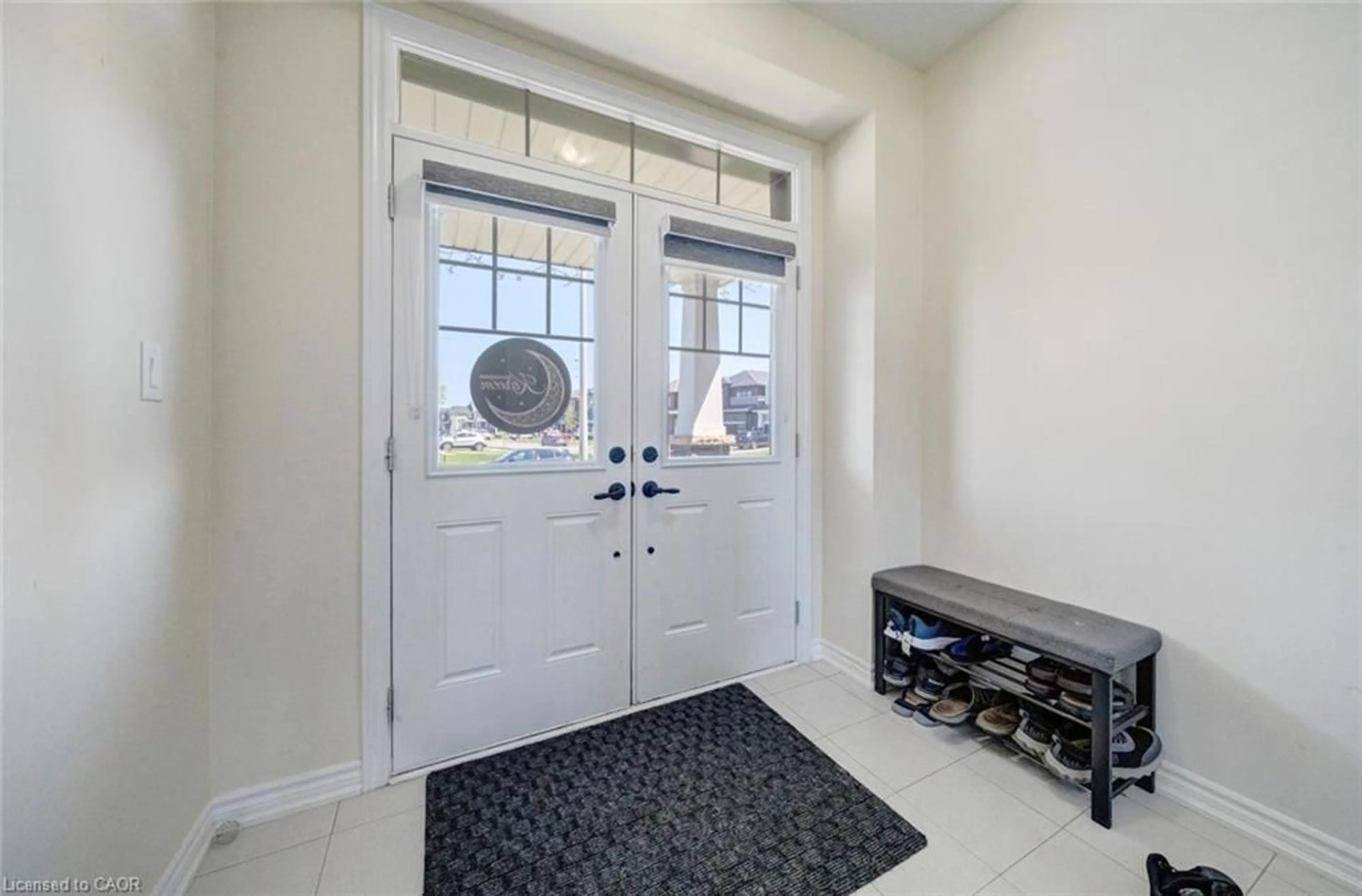 Indoor entryway for 305 Vanilla Trail, Thorold Ontario L2V 0K8