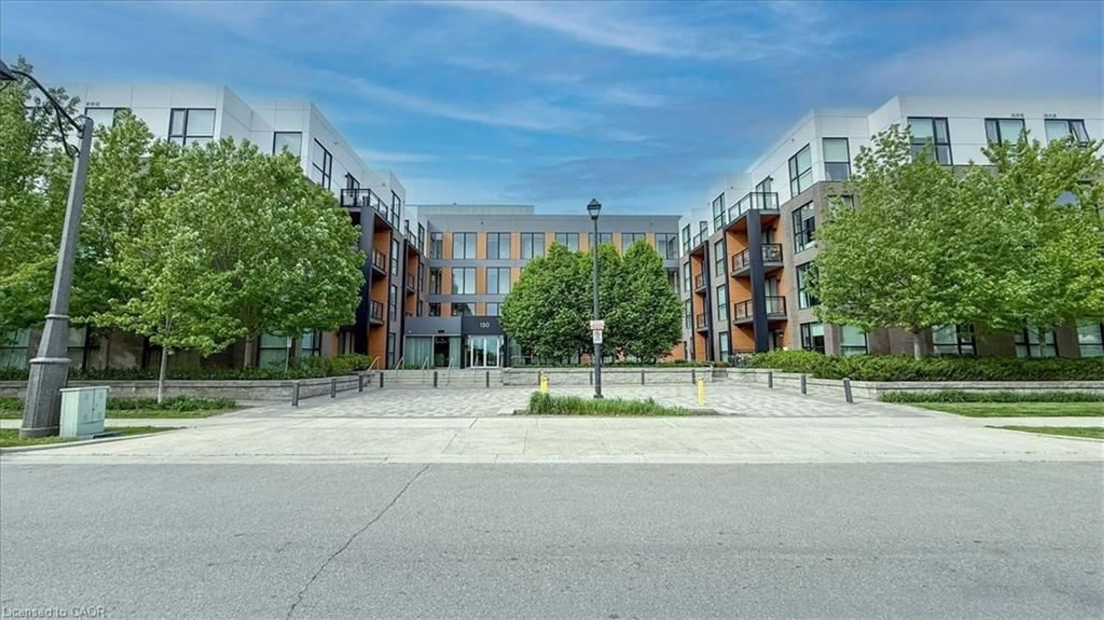 Unknown for 150 Sabina Dr #104, Oakville Ontario L6H 0W3