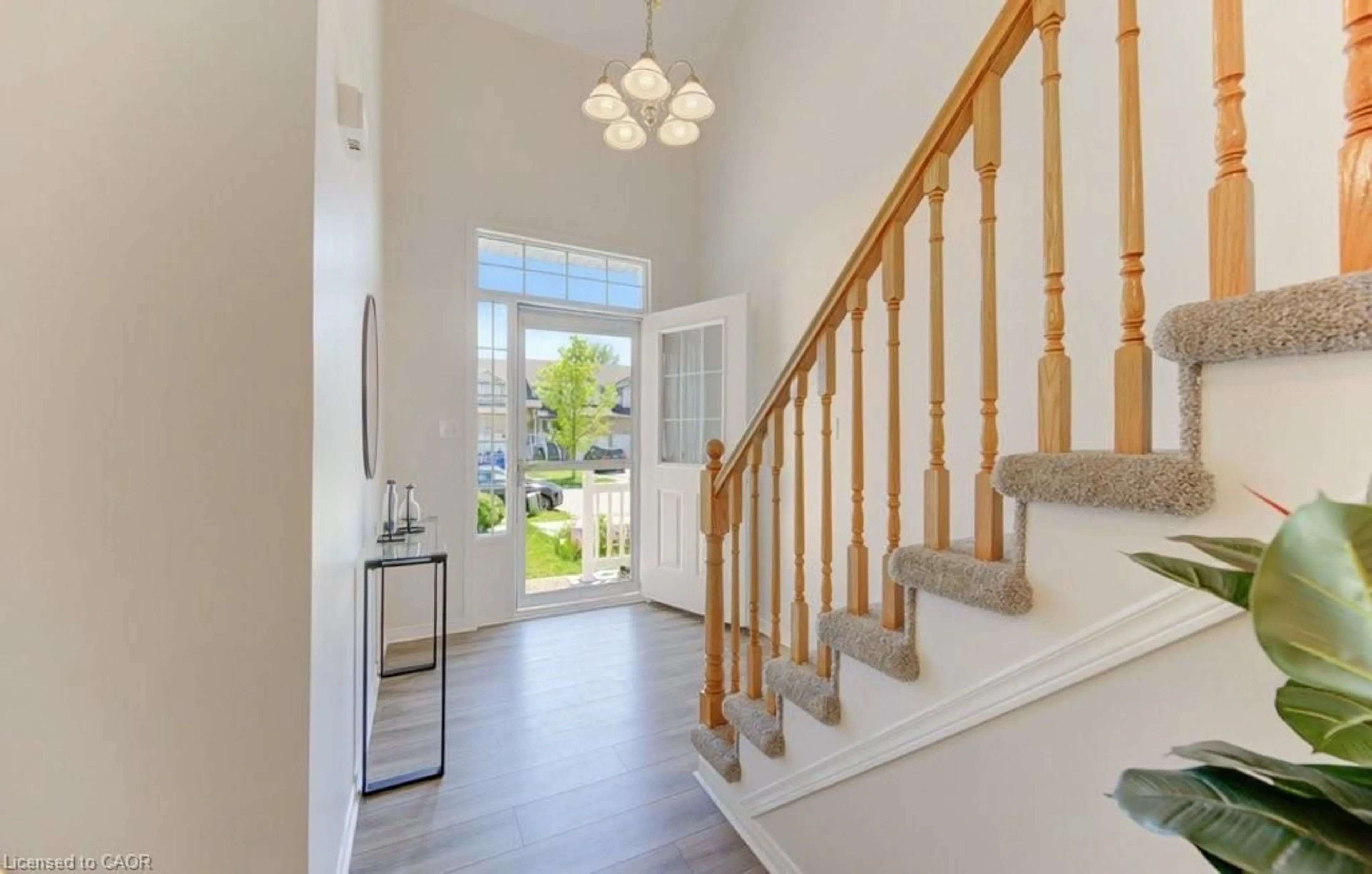 Indoor entryway for 307 Activa Ave, Kitchener Ontario N2E 3V2