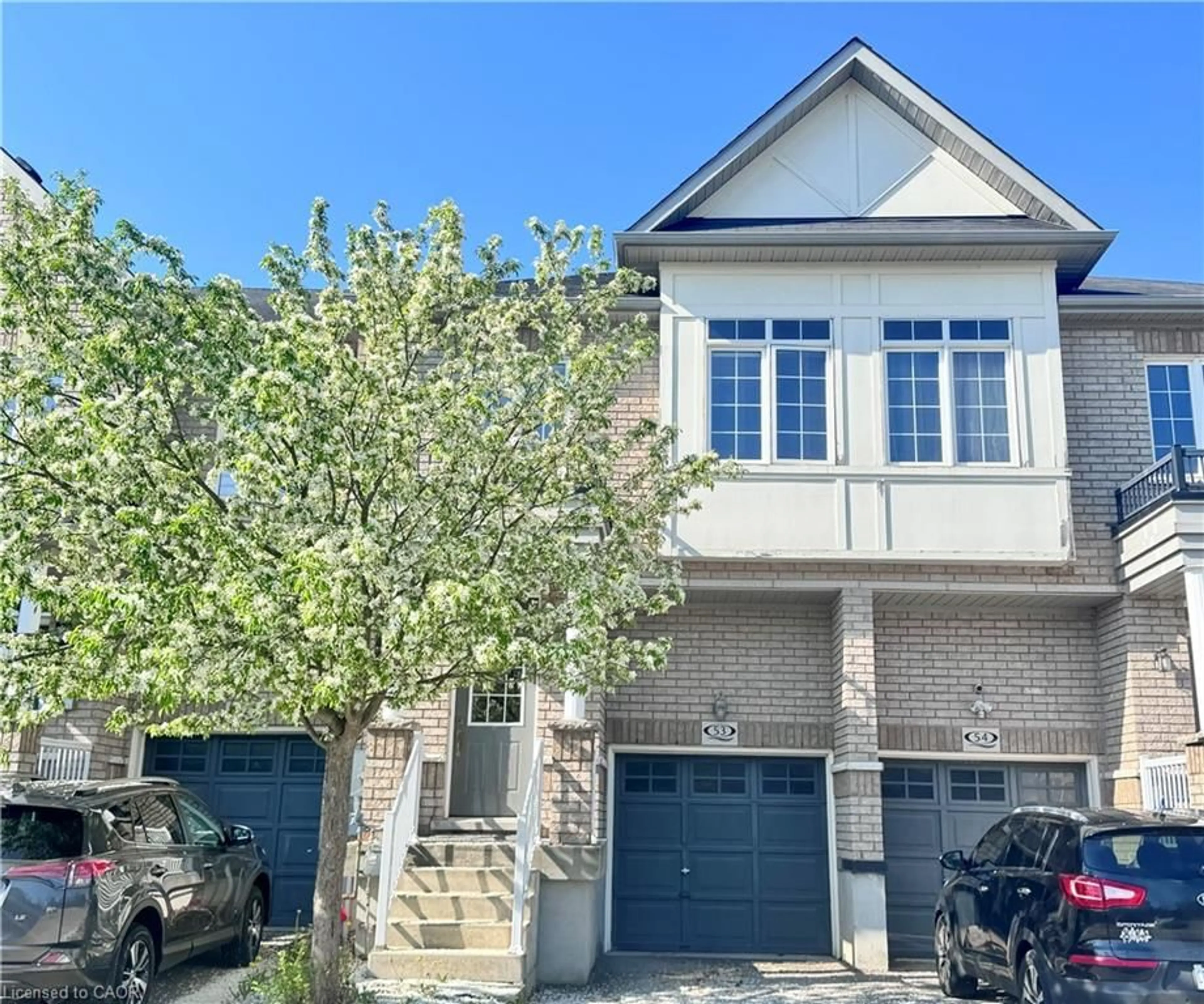 A pic from outside/outdoor area/front of a property/back of a property/a pic from drone, street for 110 Highland Rd #53, Kitchener Ontario N2M 3S1