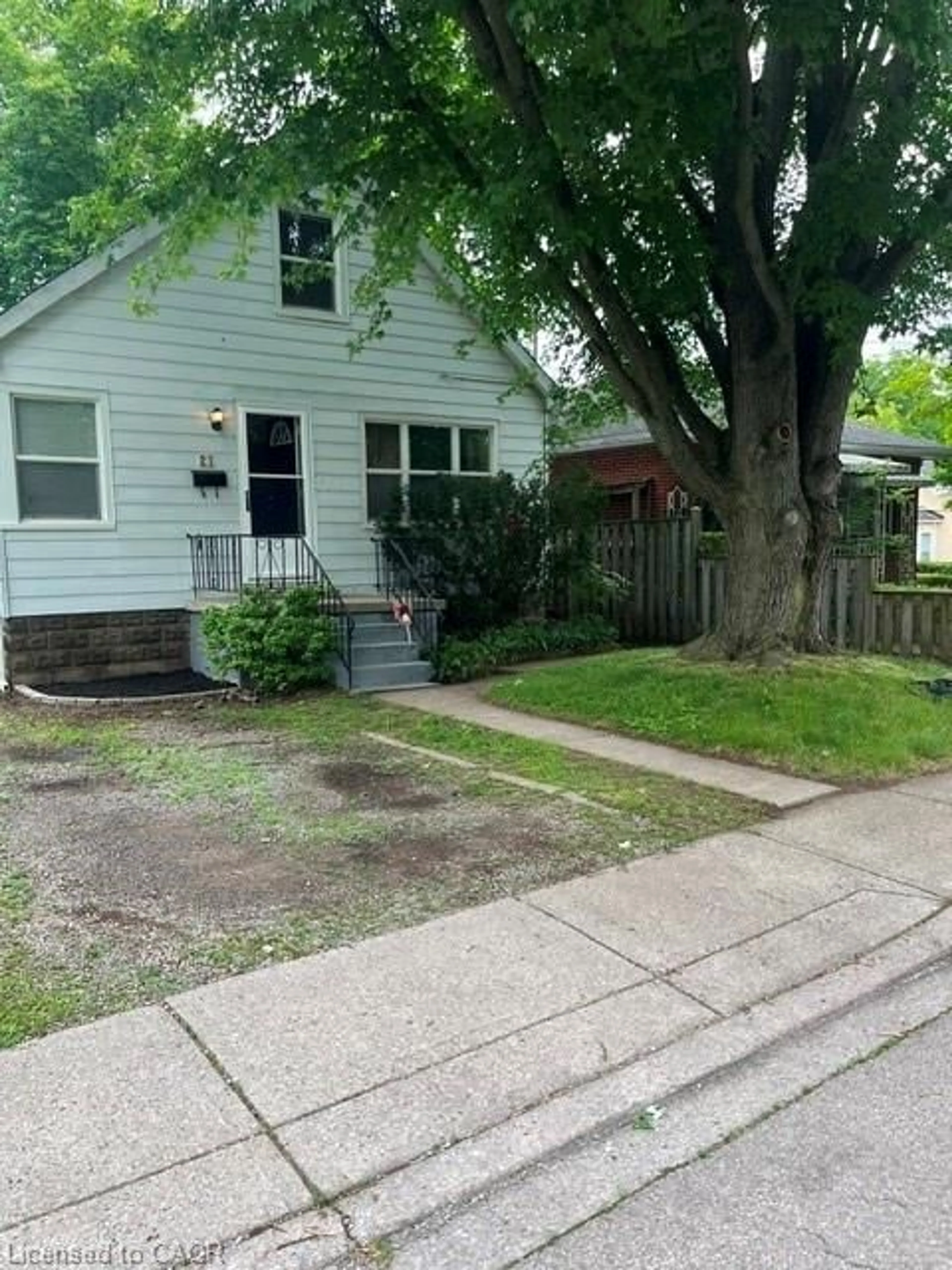 Unknown for 21 West St, Dundas Ontario L9H 1J4