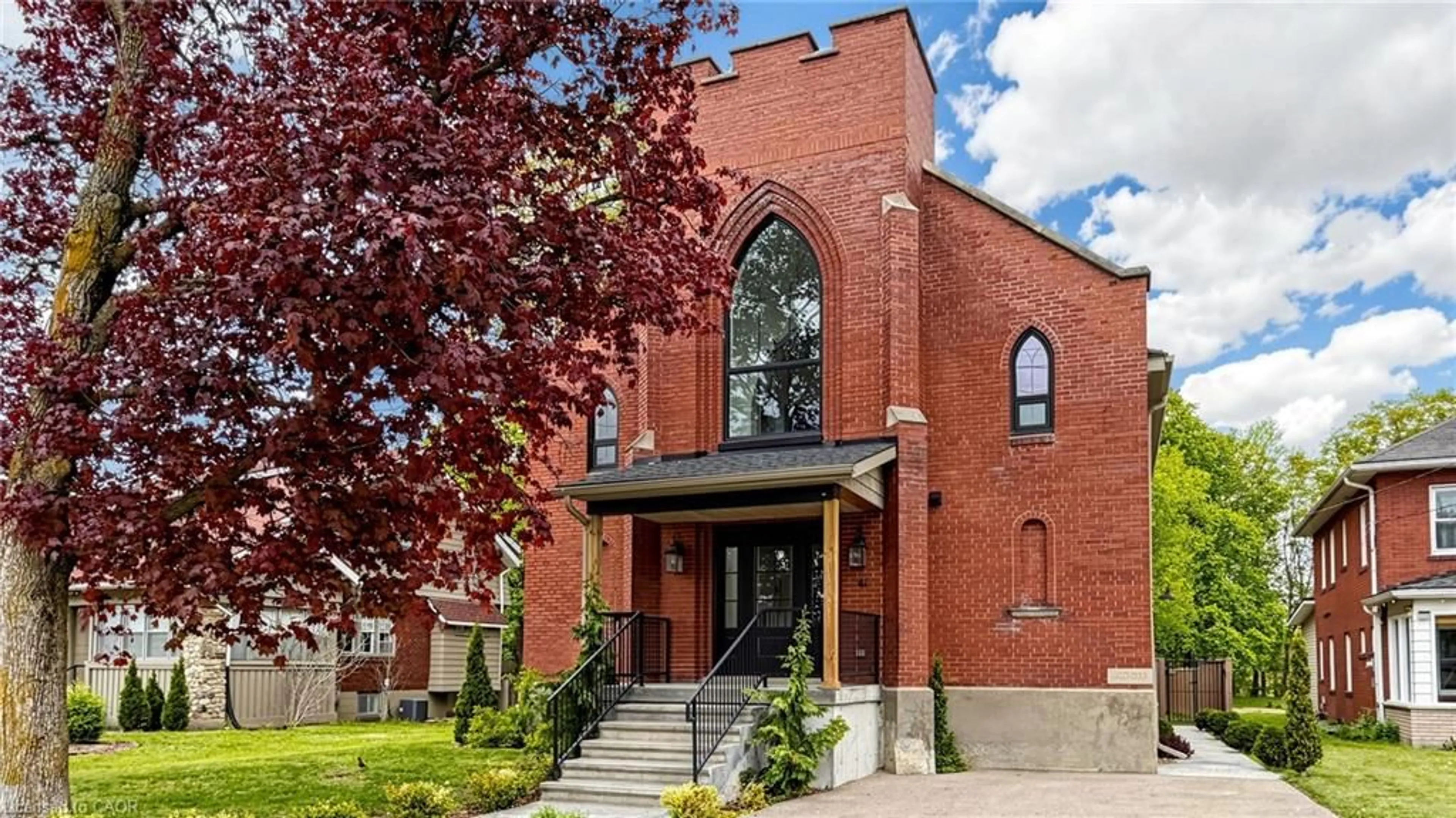 Home with brick exterior material, building for 41 Talbot Rd, Delhi Ontario N4B 1Z7