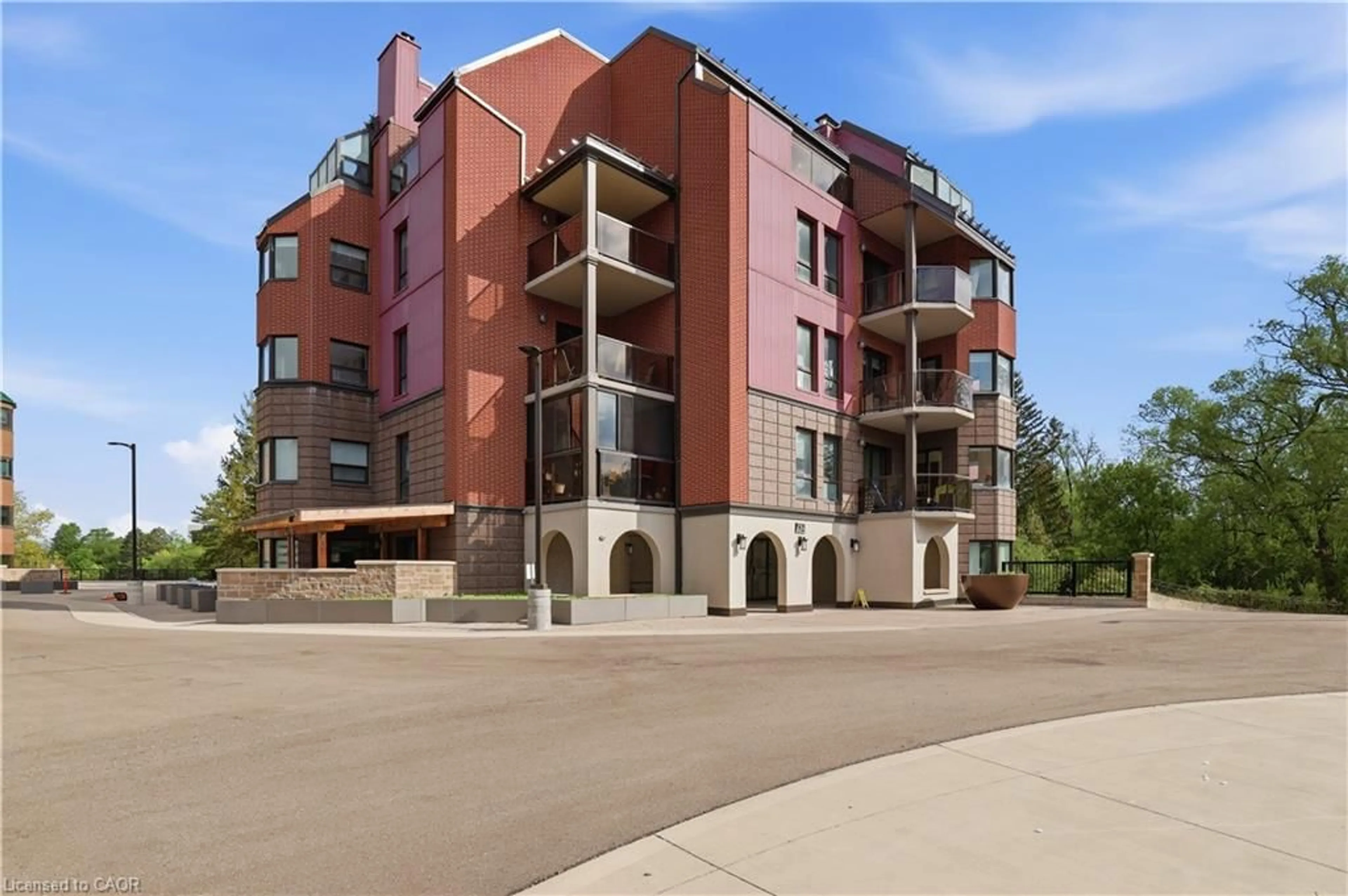 Unknown for 52 Blue Springs Dr #22, Waterloo Ontario N2J 4M4