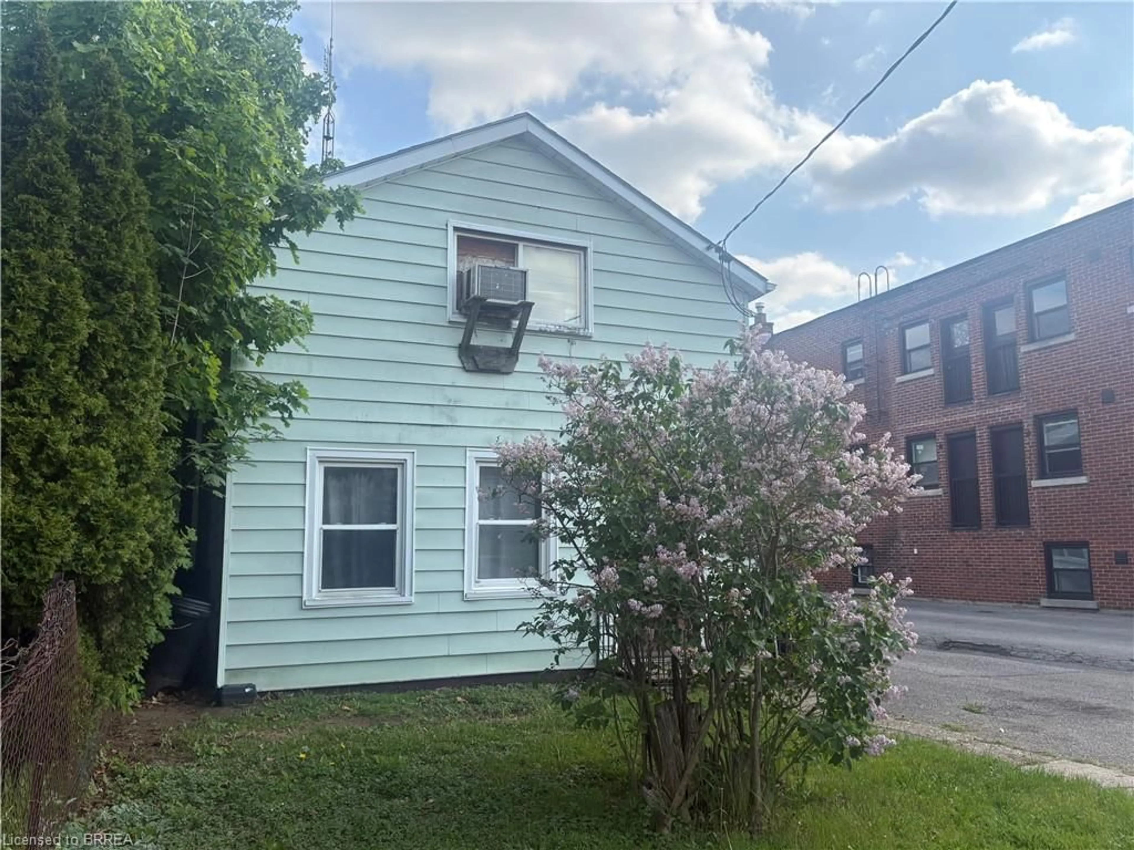 Unknown for 13 Sheridan St, Brantford Ontario N3T 2P7