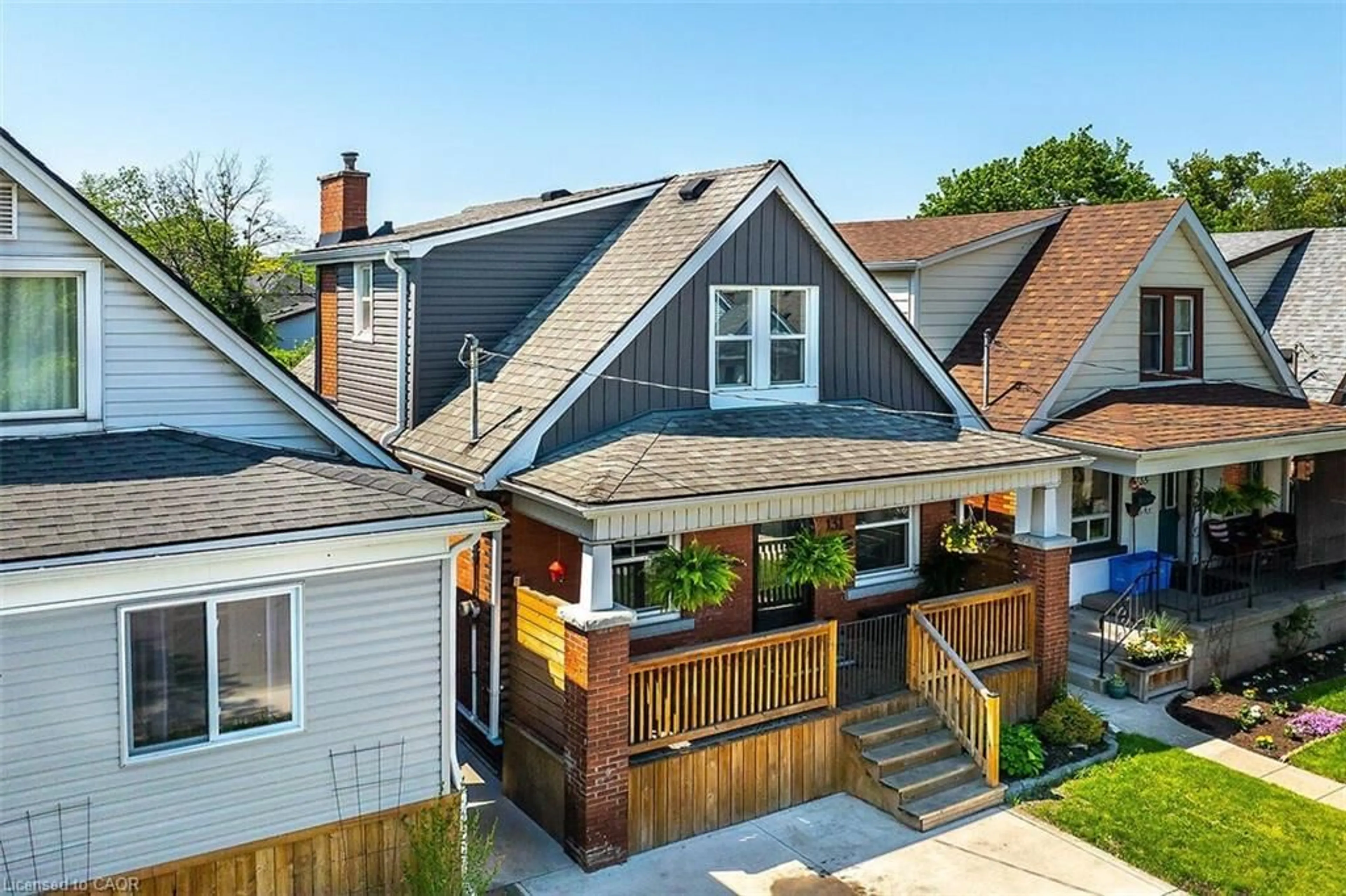Home with brick exterior material, street for 131 Garside St, Hamilton Ontario L8H 4W4