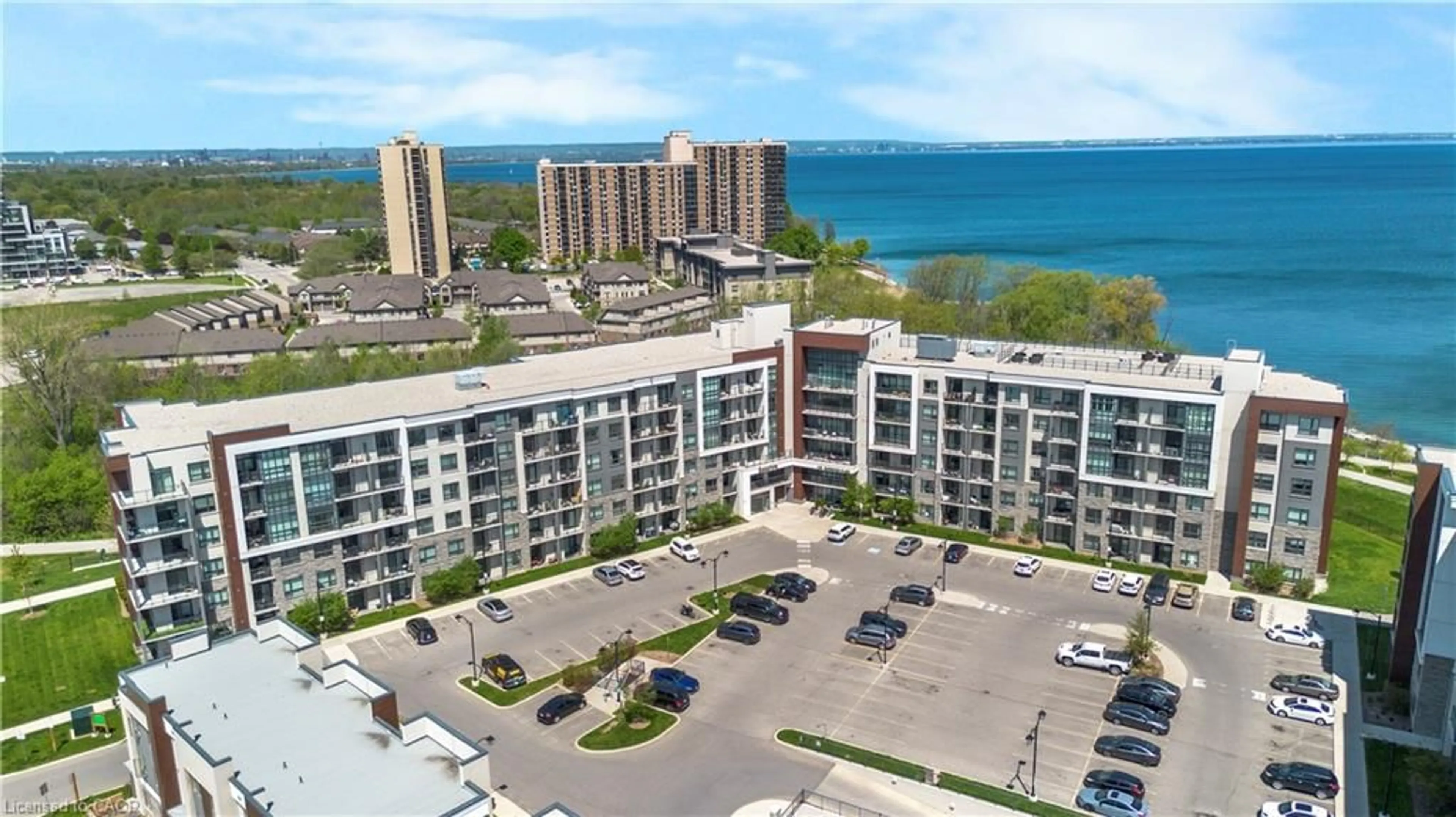 A pic from outside/outdoor area/front of a property/back of a property/a pic from drone, water/lake/river/ocean view for 125 Shoreview Pl #109, Stoney Creek Ontario L8E 0K3