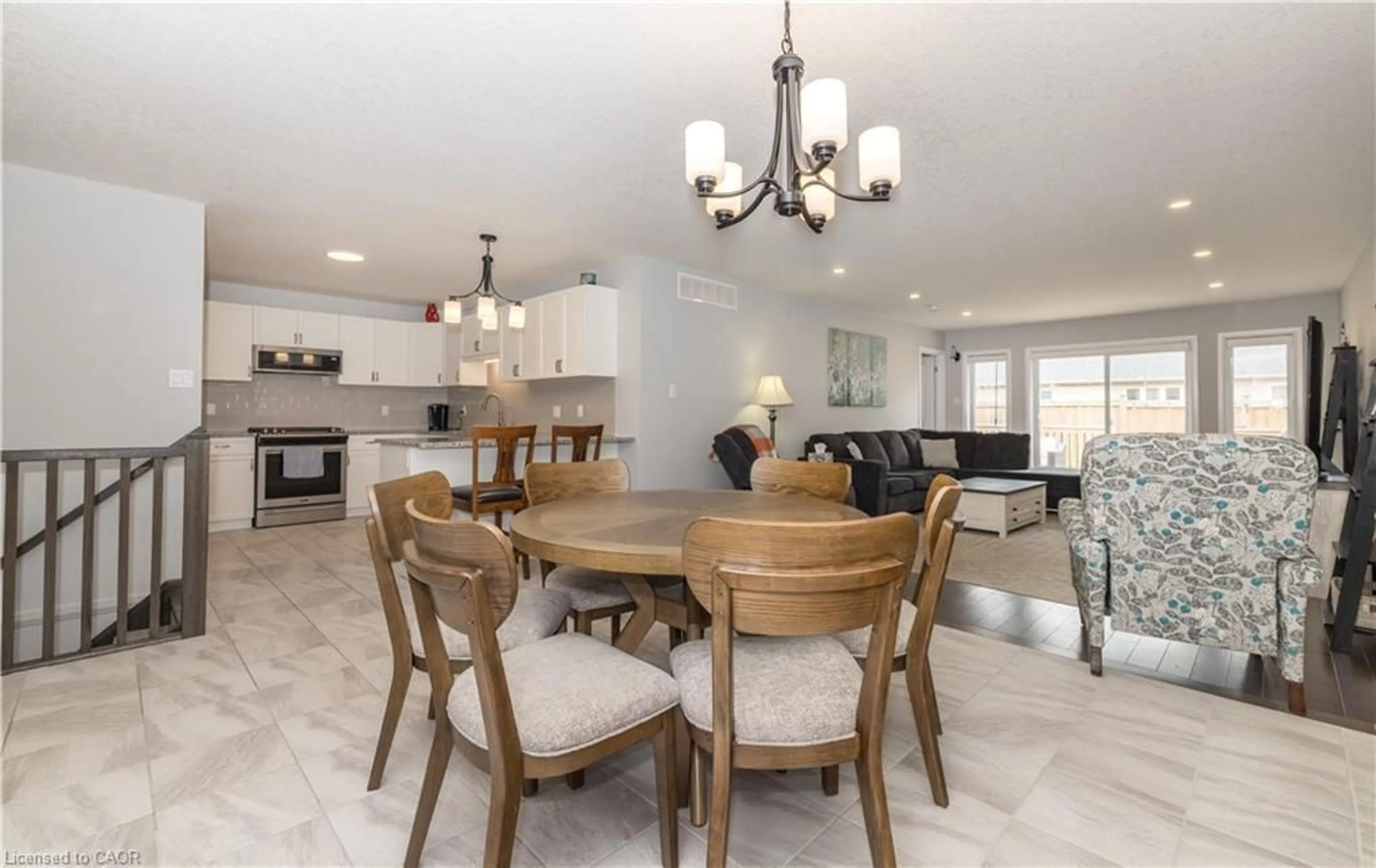 Dining room, ceramic/tile floor for 108 Stephenson Way, Minto Ontario N0G 2P0