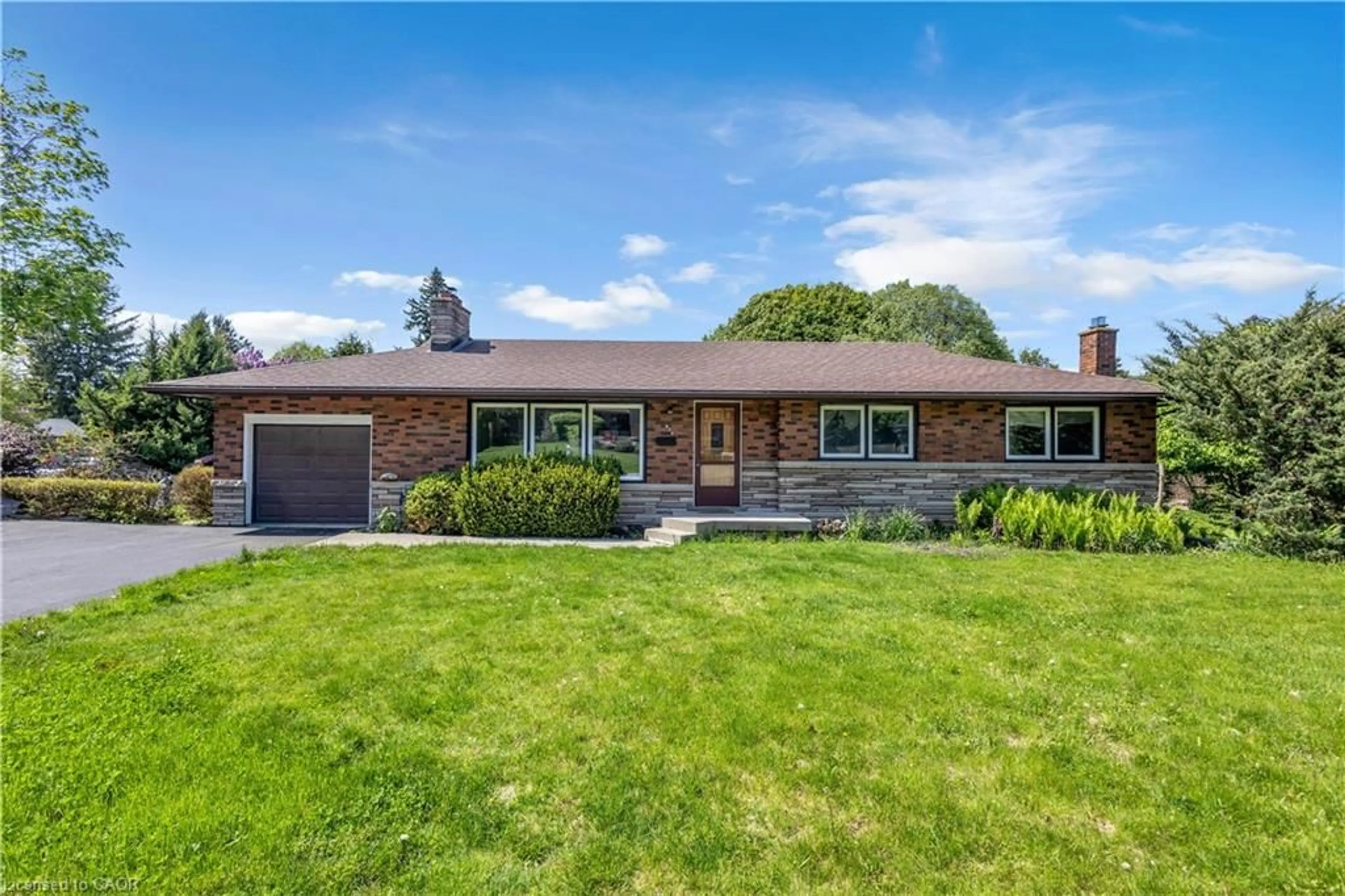 Home with brick exterior material, street for 626 Iroquois Ave, Ancaster Ontario L9G 3B4