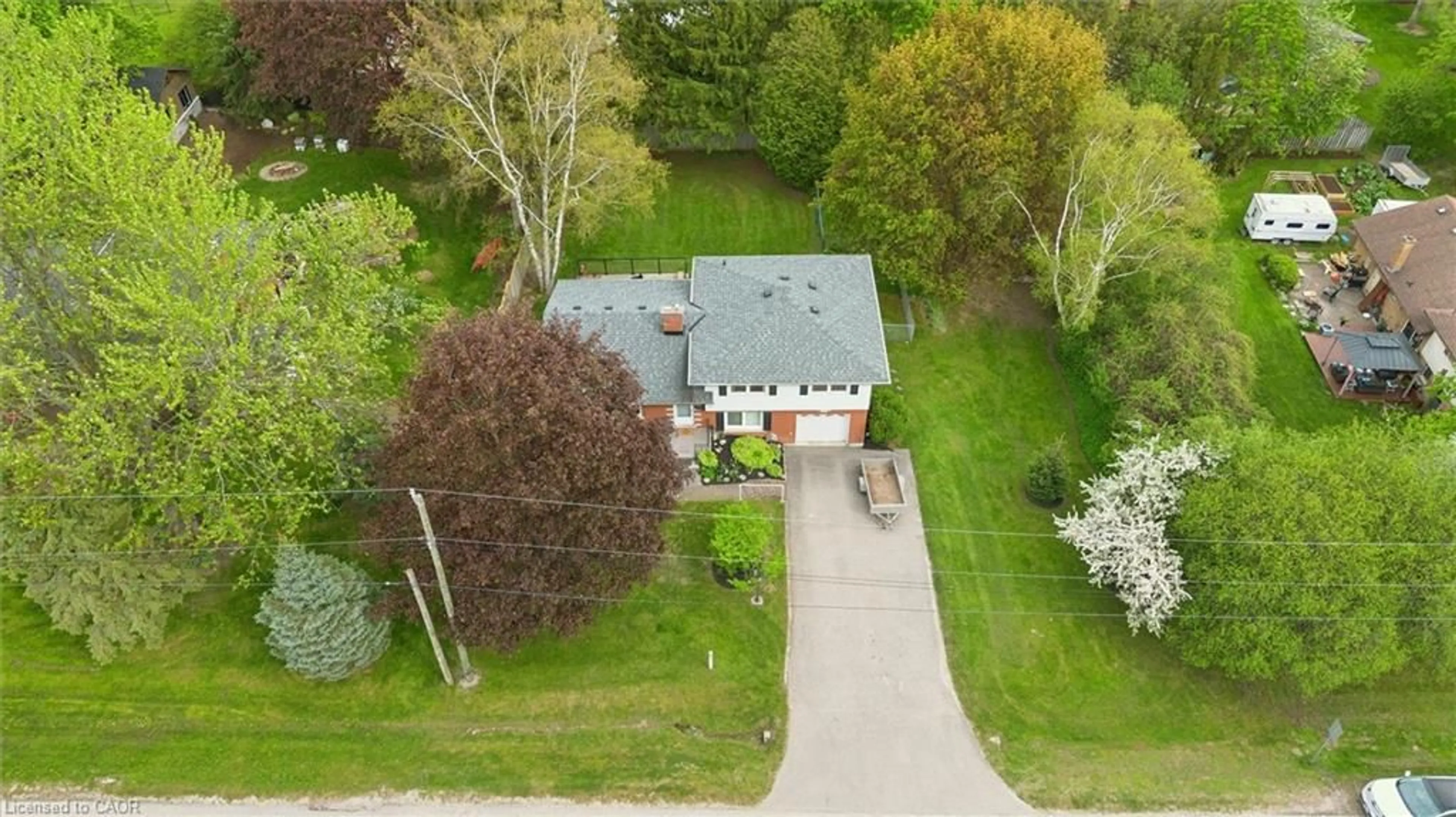 A pic from outside/outdoor area/front of a property/back of a property/a pic from drone, street for 12 Hamilton Dr, Guelph Ontario N1E 0N9