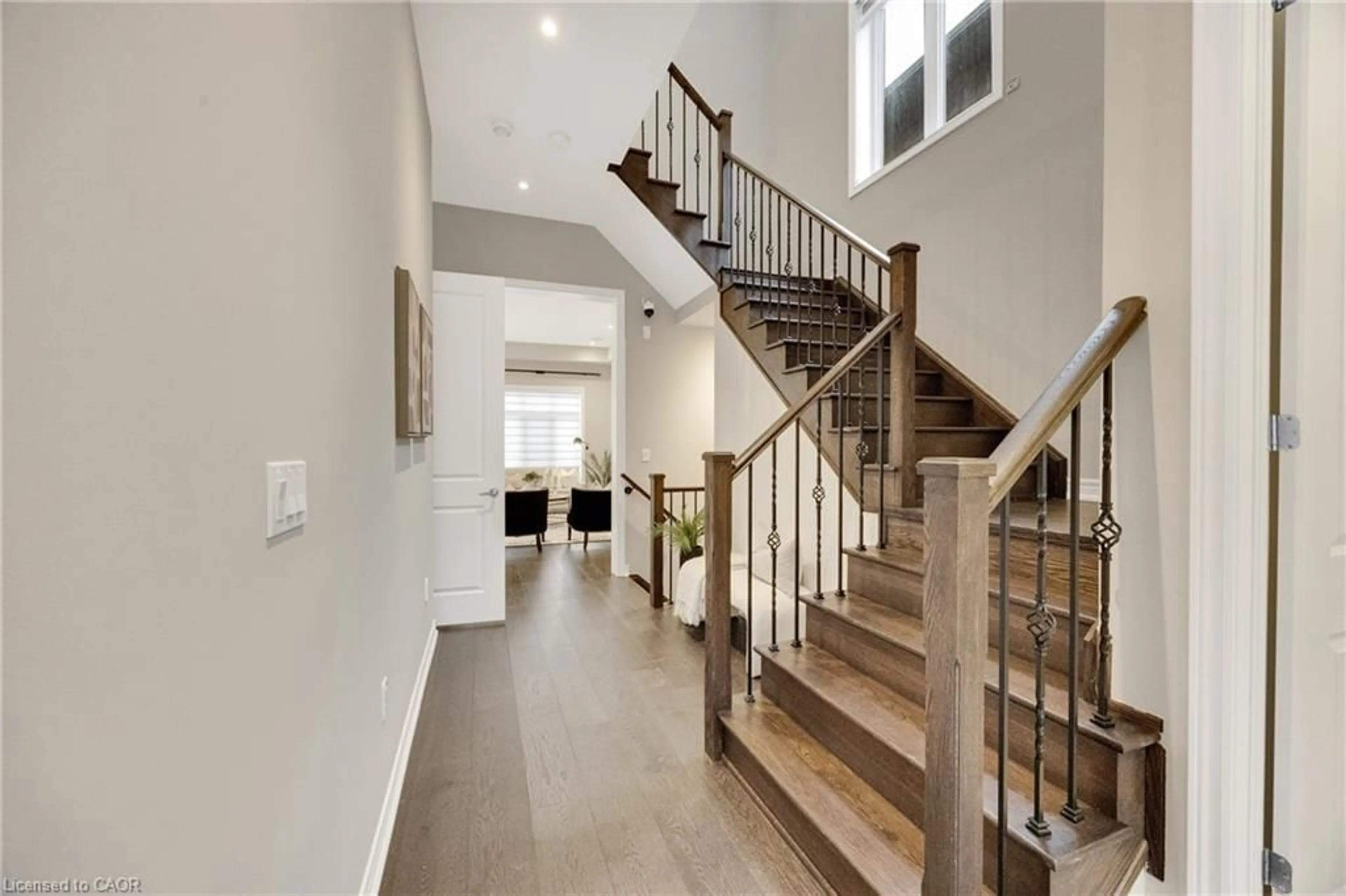 Unknown for 34 Carnegie Dr, Oakville Ontario L6H 0V8