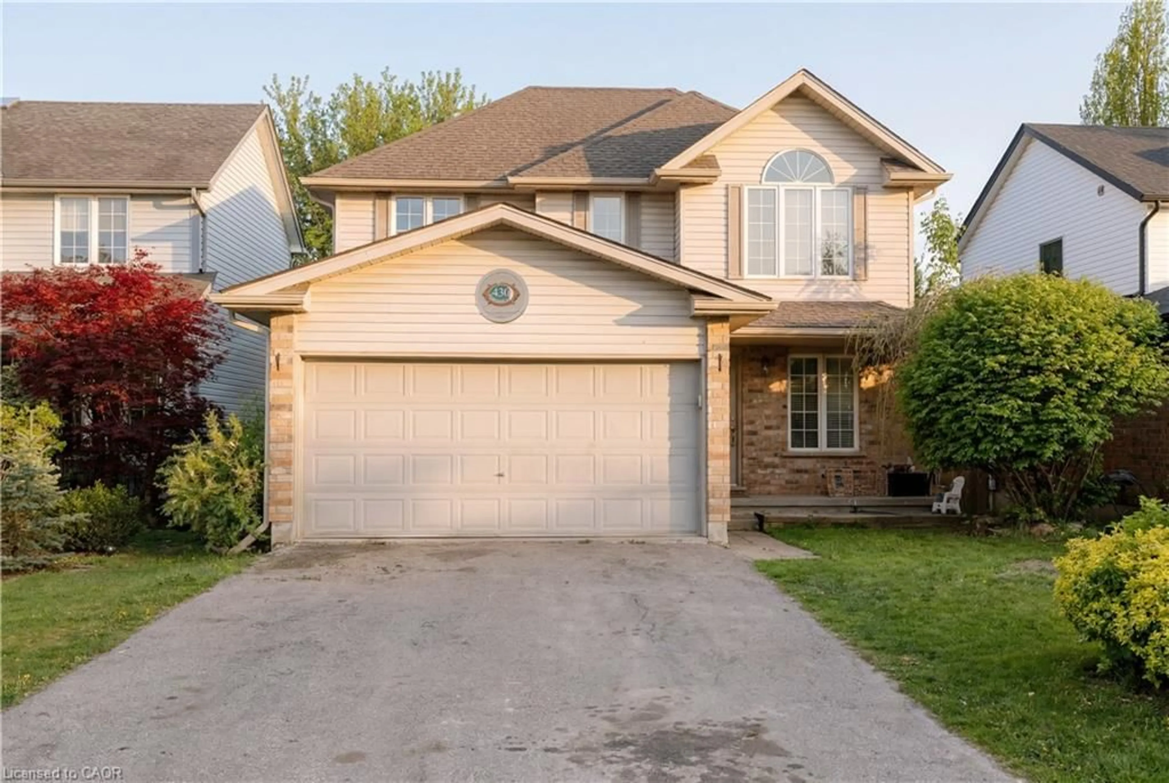 Home with vinyl exterior material, street for 430 Starwood Dr, Guelph Ontario N1E 7A4