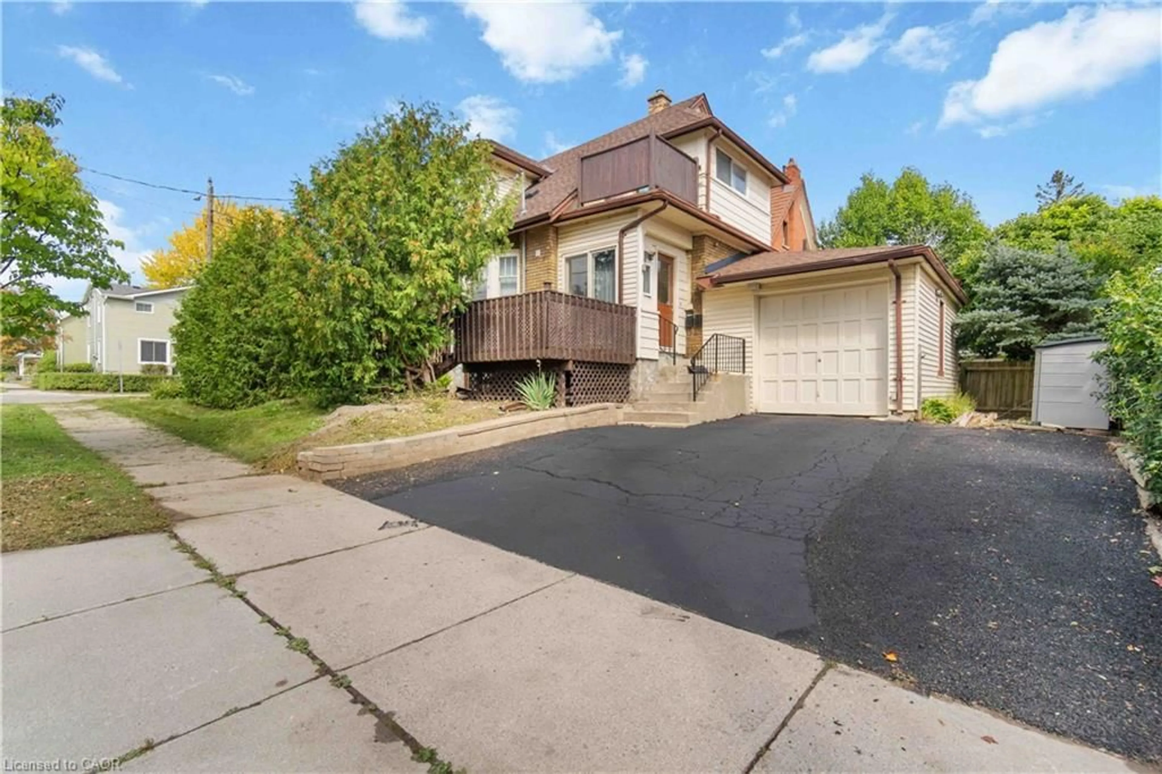 Unknown for 151 Louisa St, Kitchener Ontario N2H 5M4