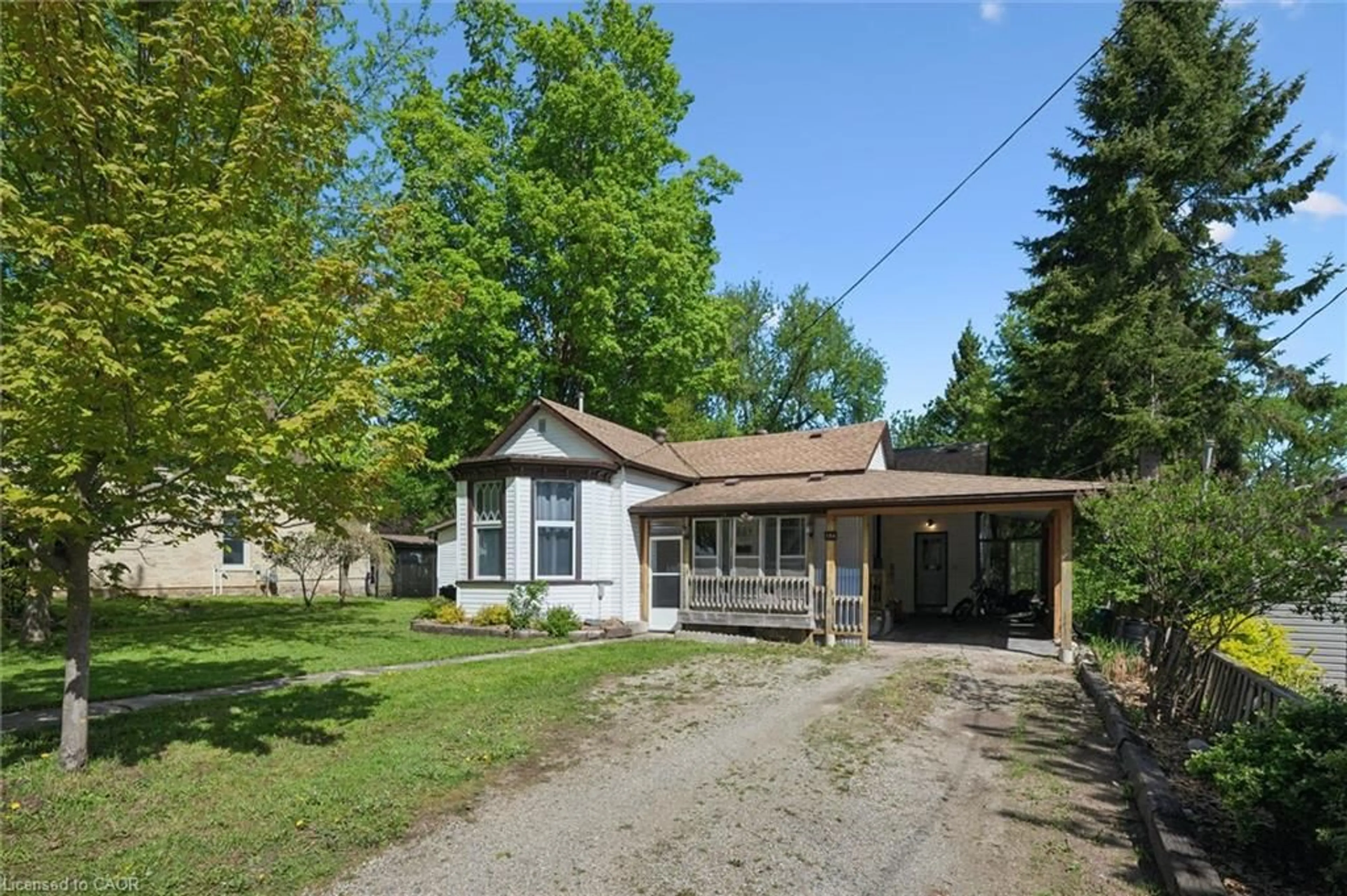 Unknown for 204 Joseph St, Walkerton Ontario N0B 1S0