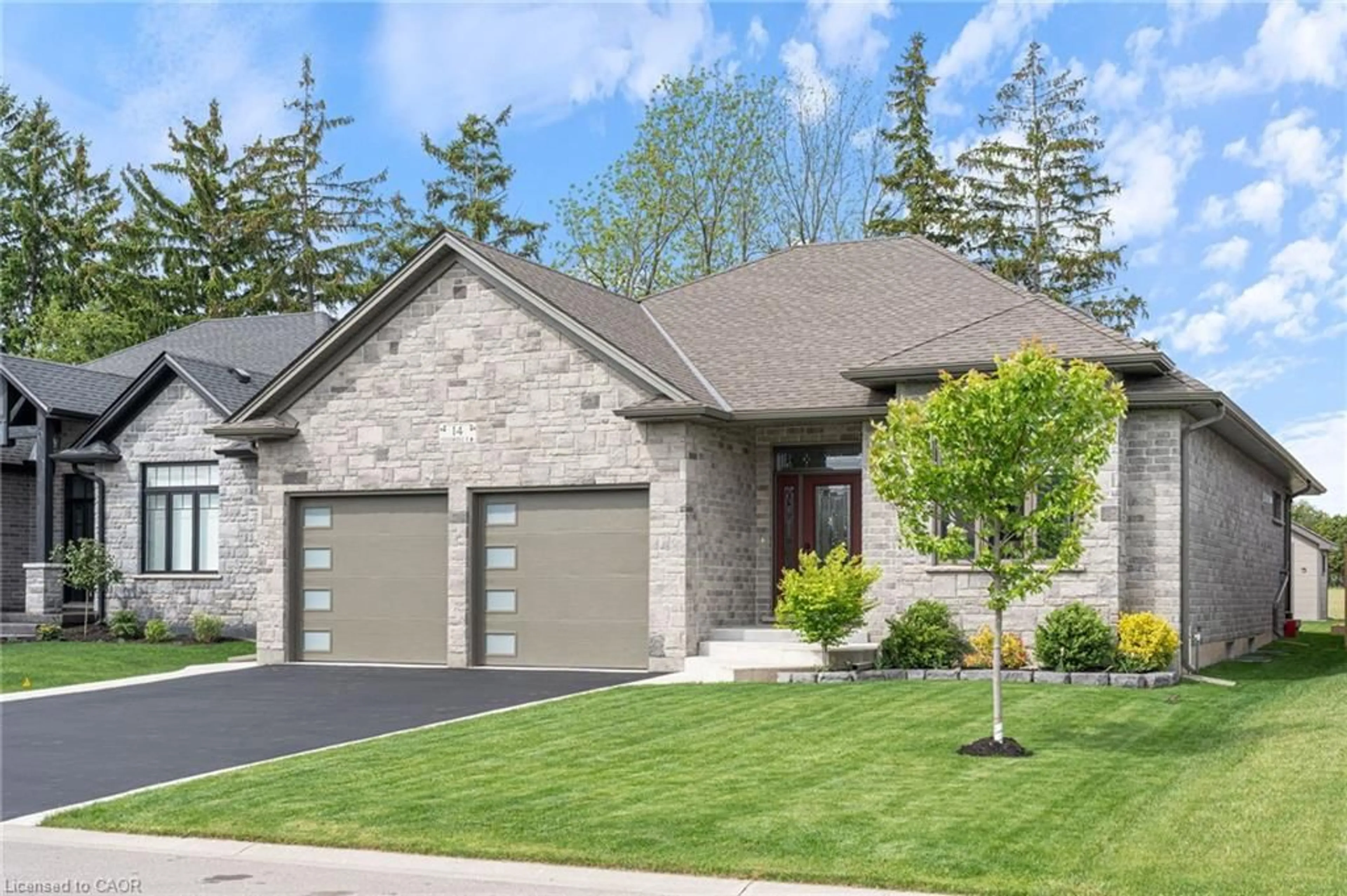 Home with brick exterior material, street for 14 Stonebridge Pl, Simcoe Ontario N3Y 0B5