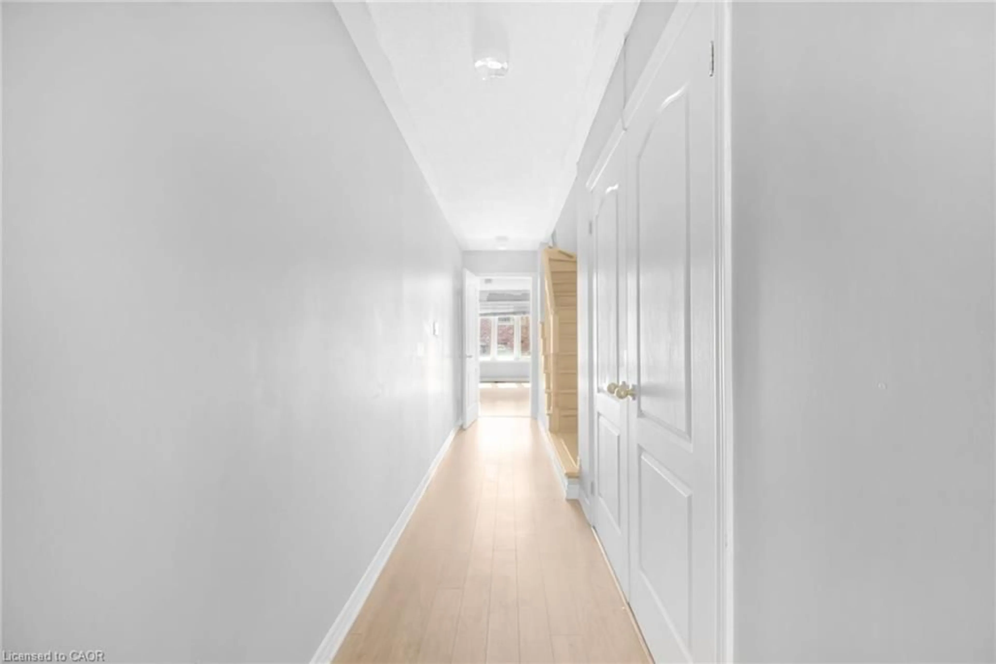 Indoor foyer for 21 Kayak Hts, Brampton Ontario L6Z 0H8