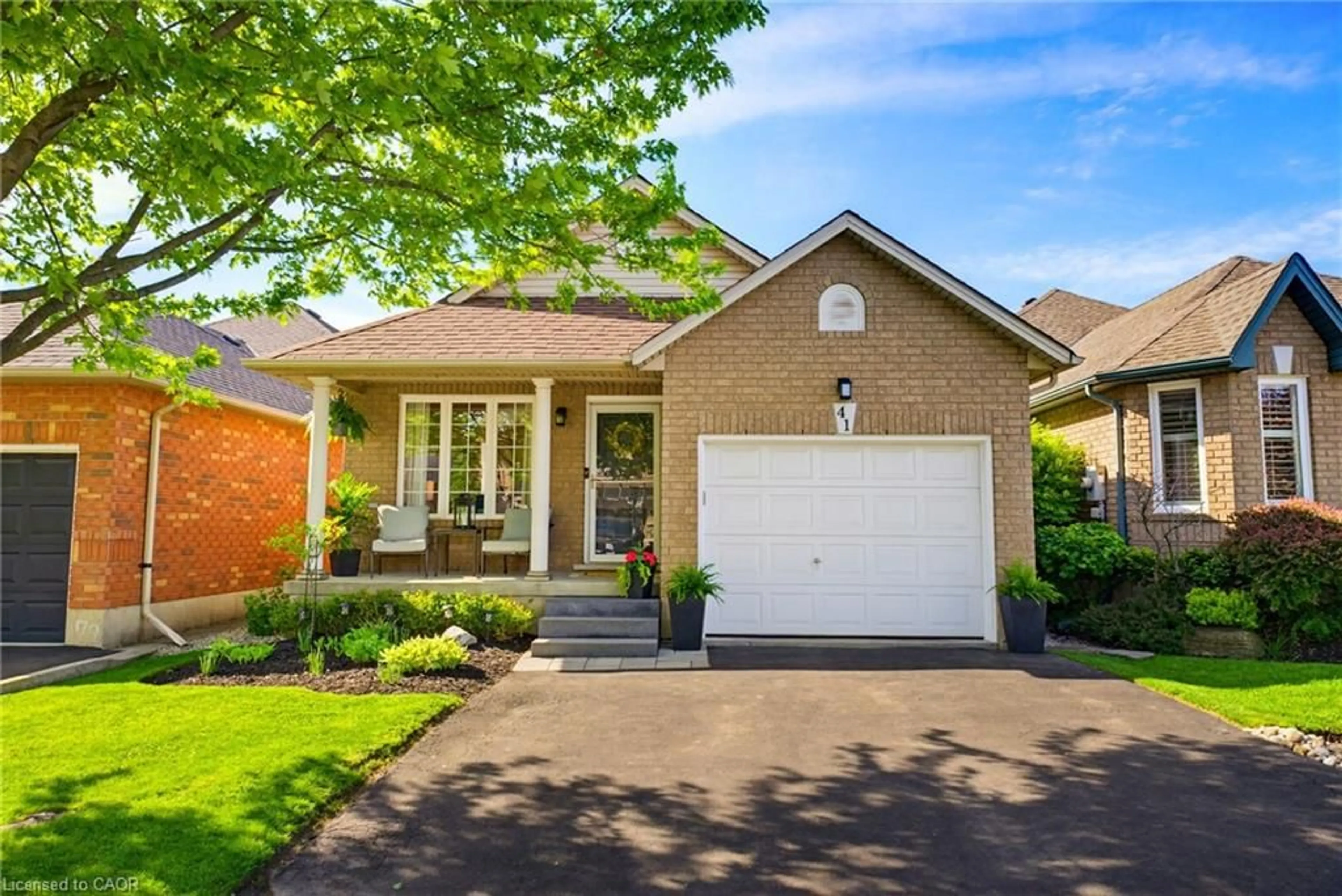Home with brick exterior material, street for 41 Briarose Pl, Hamilton Ontario L9C 7V2