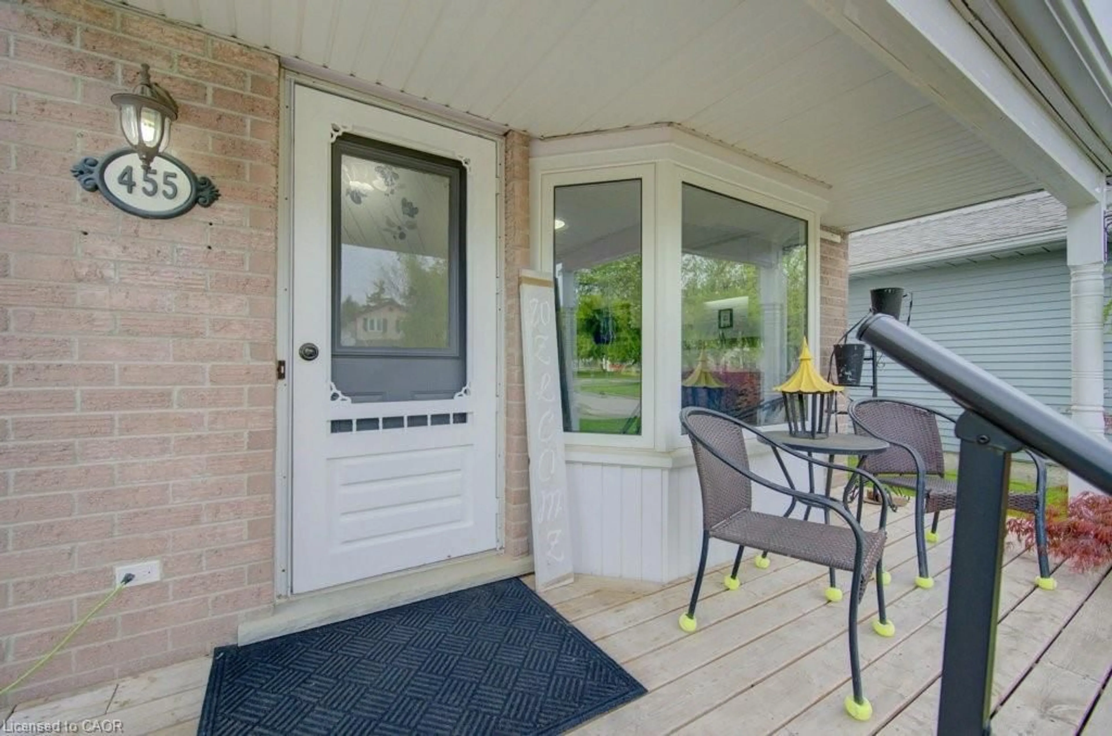 Indoor entryway for 455 Boettger Pl, Waterloo Ontario N2K 3N5