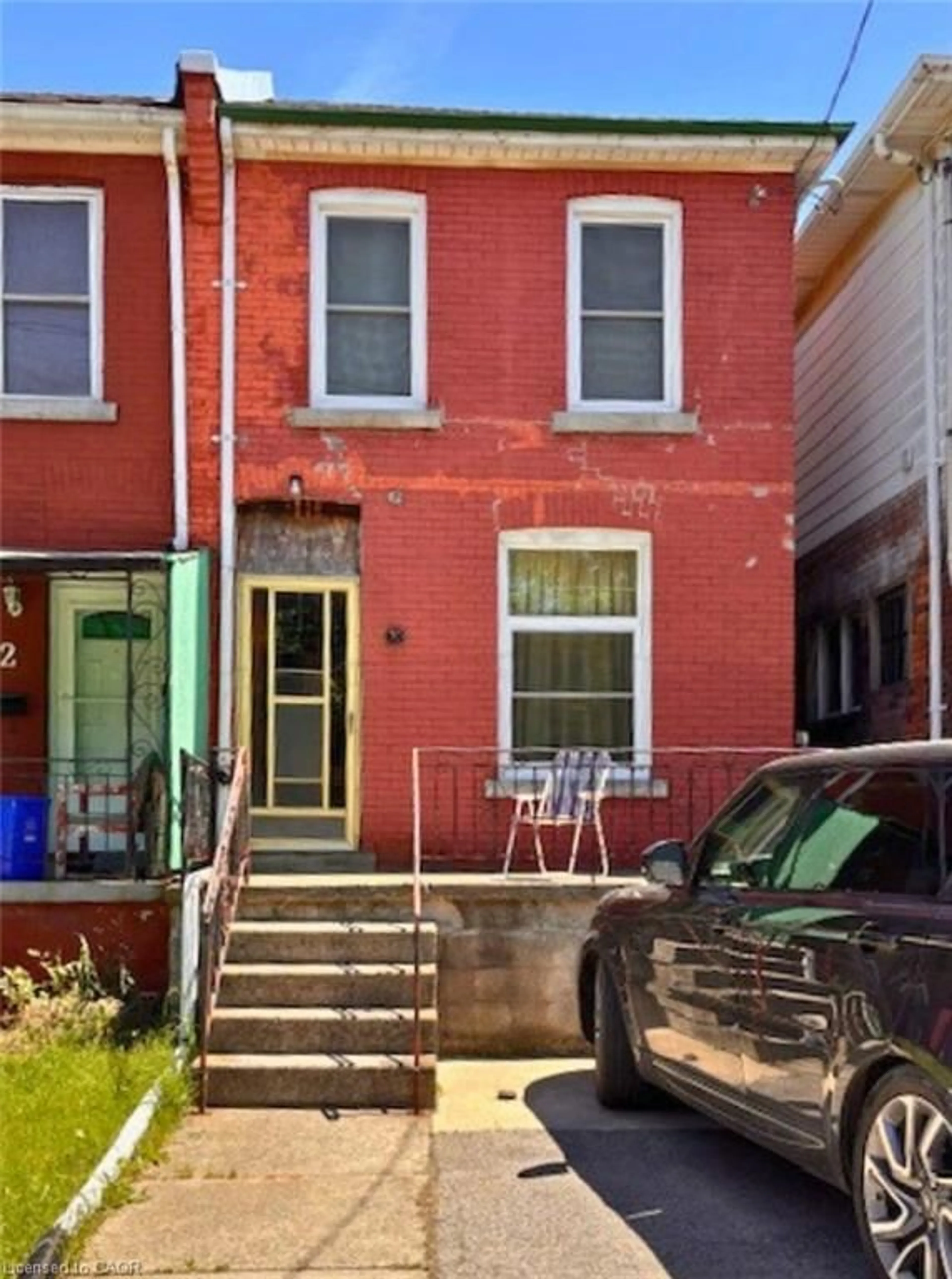 Home with brick exterior material, street for 70 Wentworth St, Hamilton Ontario L8L 5V4