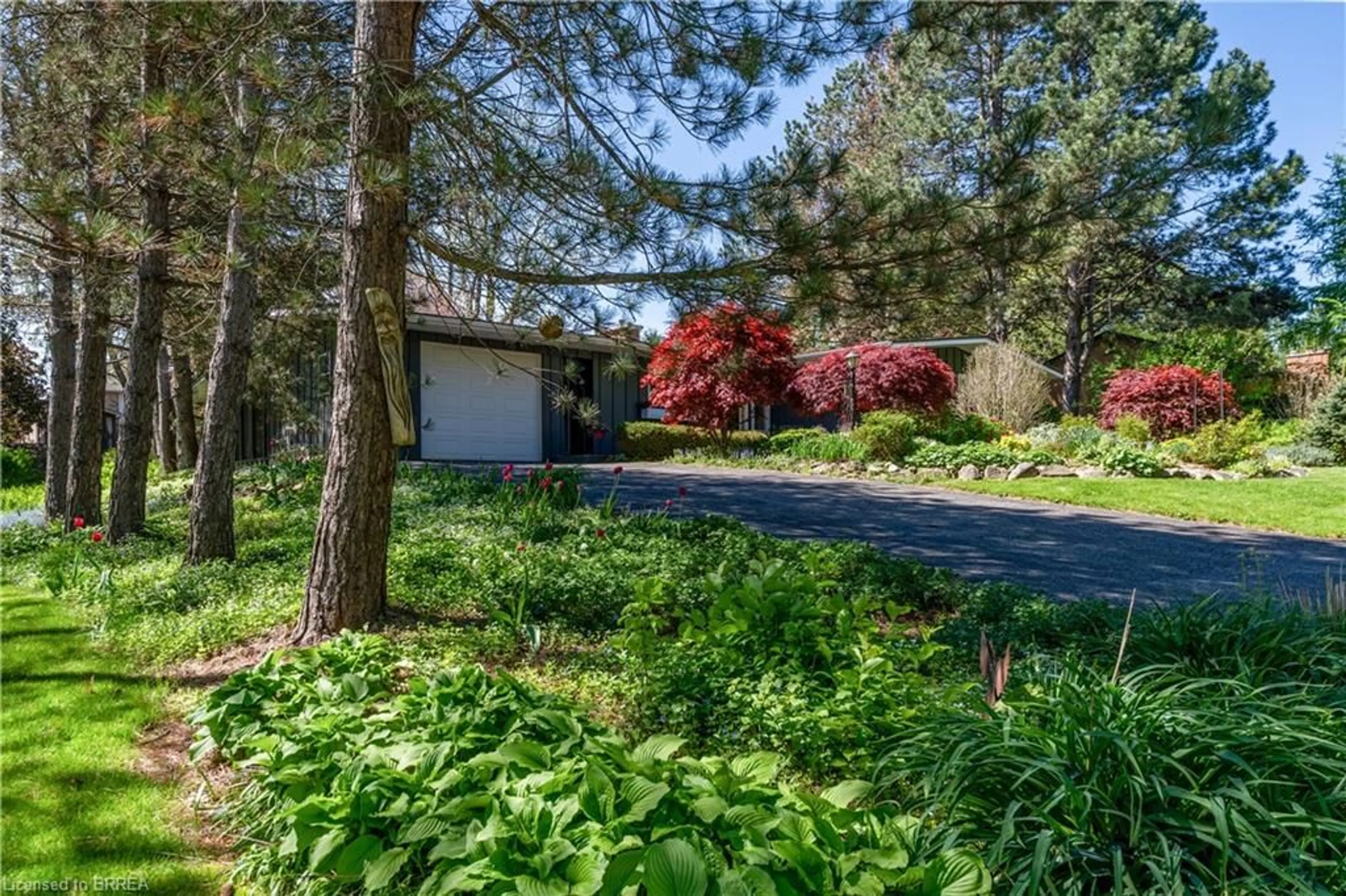 Unknown for 9 Summerhayes Cres, Brantford Ontario N3R 5H9