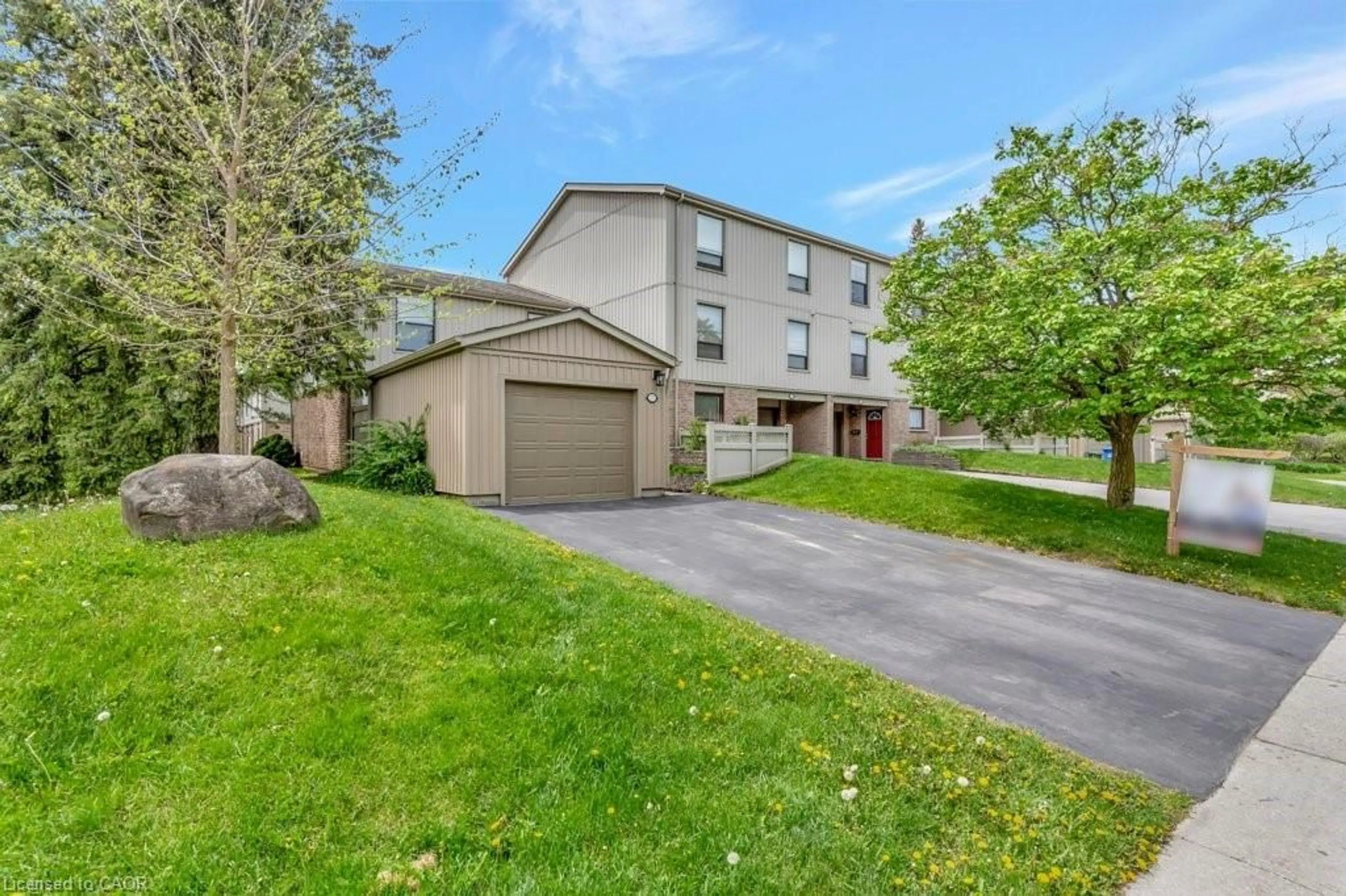 Unknown for 175 Janefield Ave, Guelph Ontario N1G 2L4