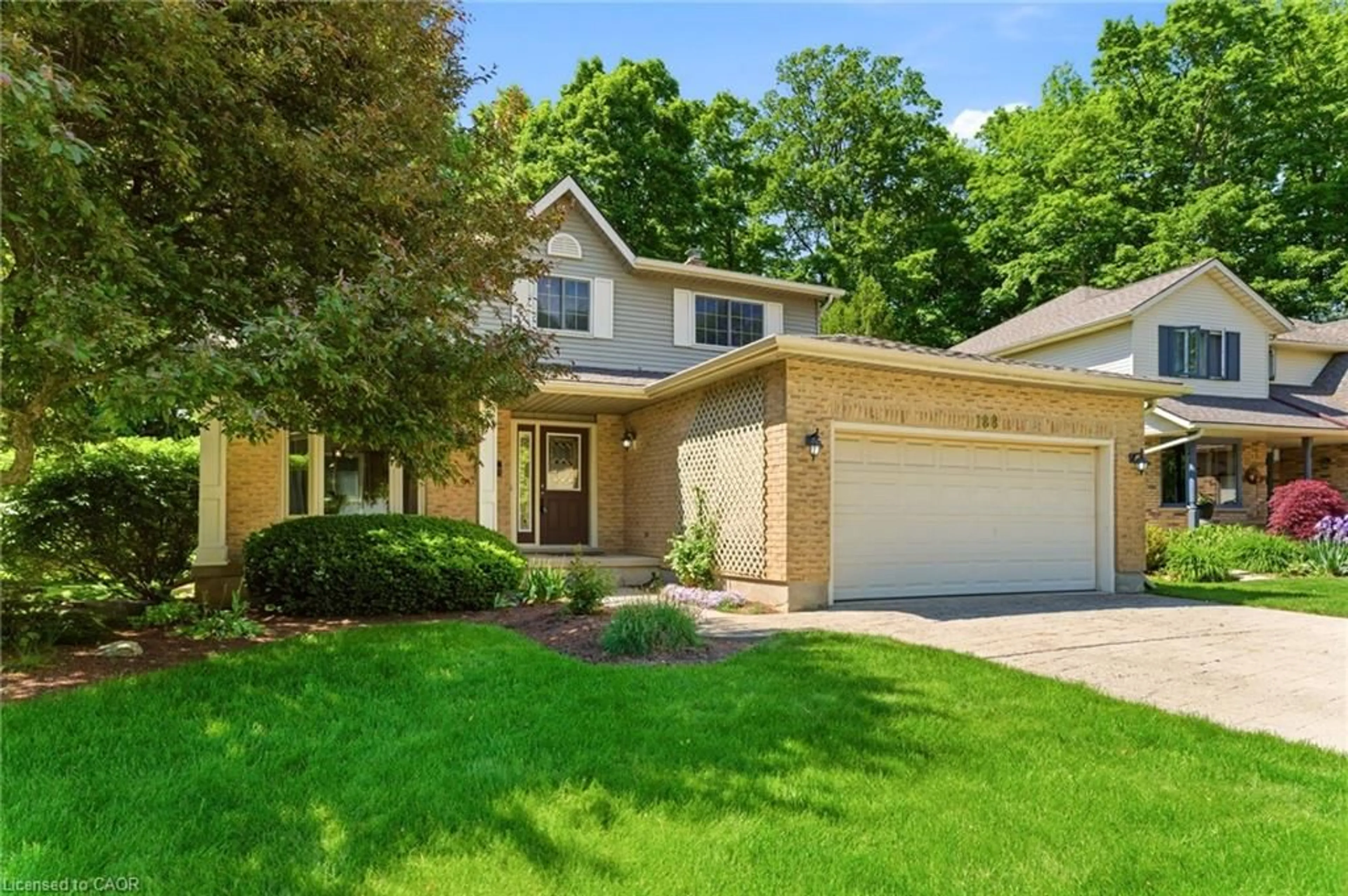 Home with brick exterior material, street for 188 Old Abbey Rd, Waterloo Ontario N2K 3P1