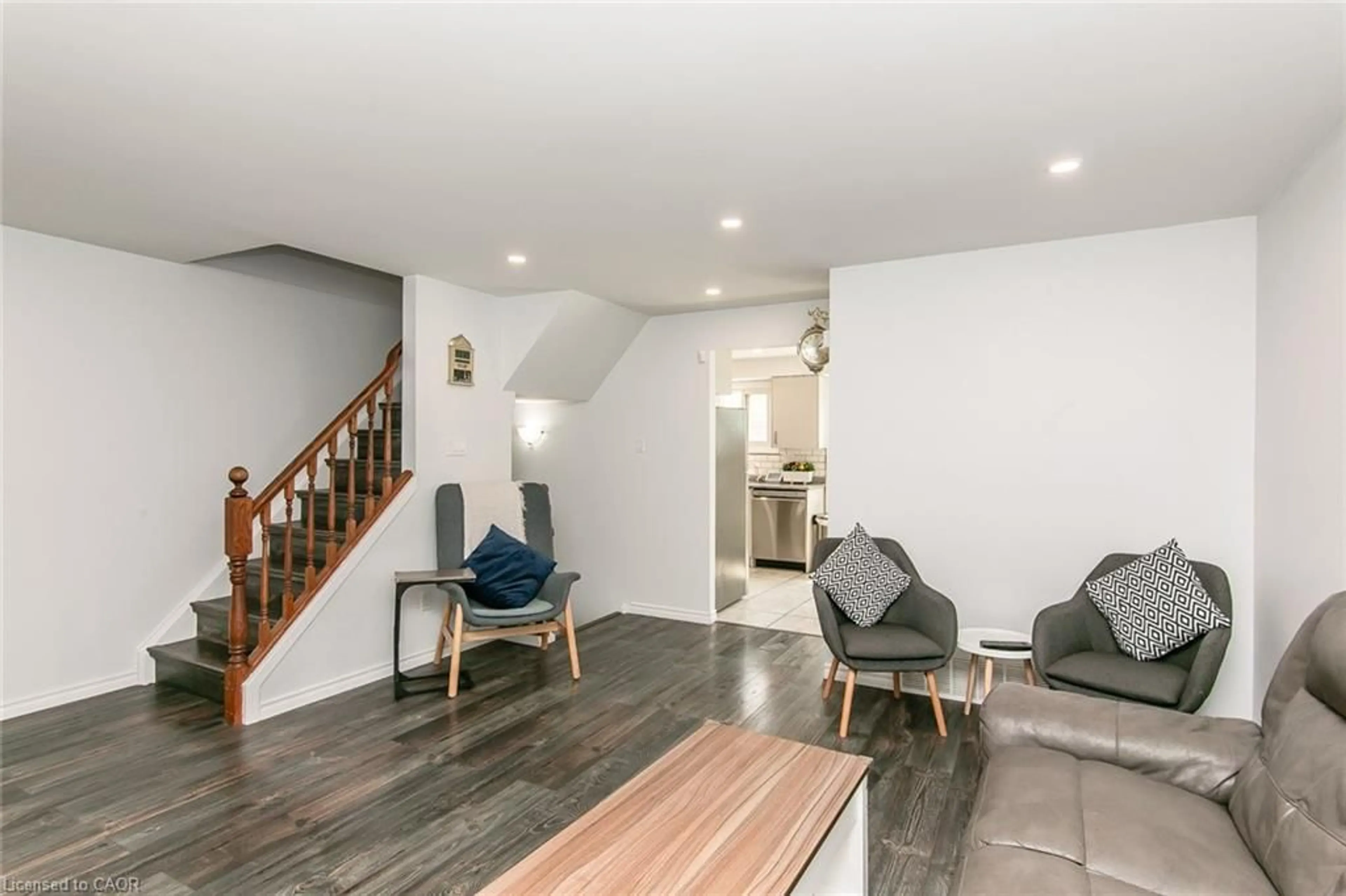 Unknown for 223 Pioneer Dr #J62, Kitchener Ontario N2P 1L9