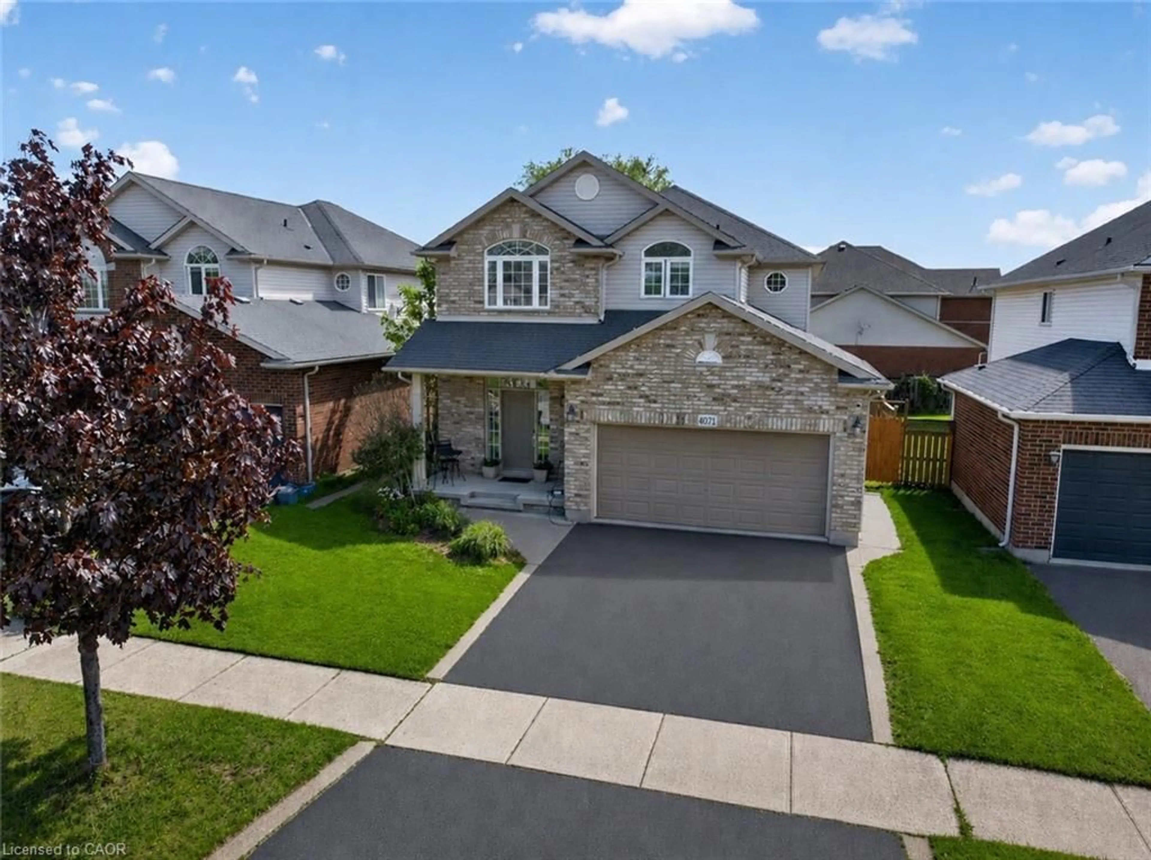 A pic from outside/outdoor area/front of a property/back of a property/a pic from drone, street for 4071 Bush Cres, Beamsville Ontario L3J 0G7