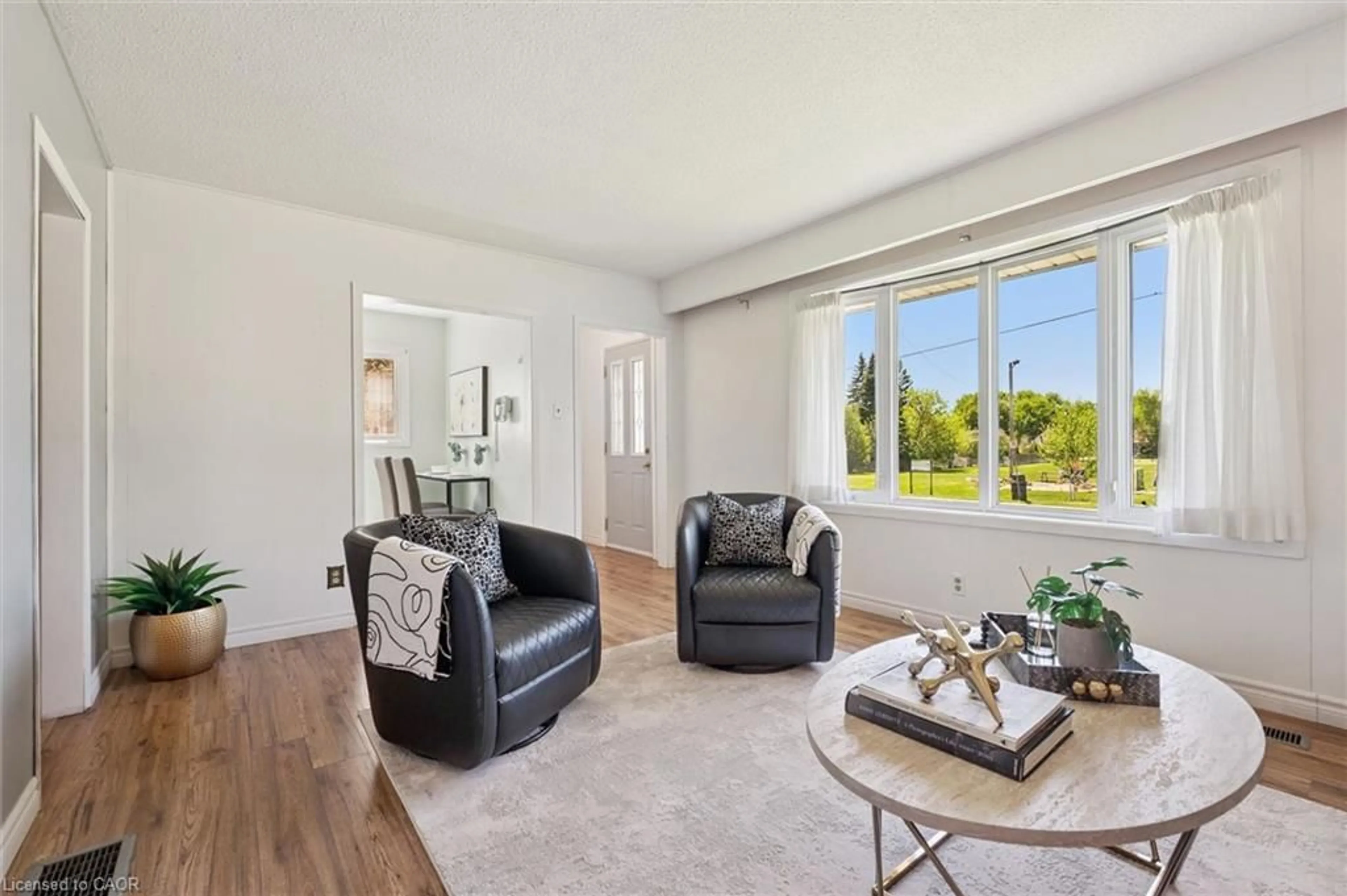Living room with furniture, unknown for 22 Churchill St, Fergus Ontario N1M 2J3