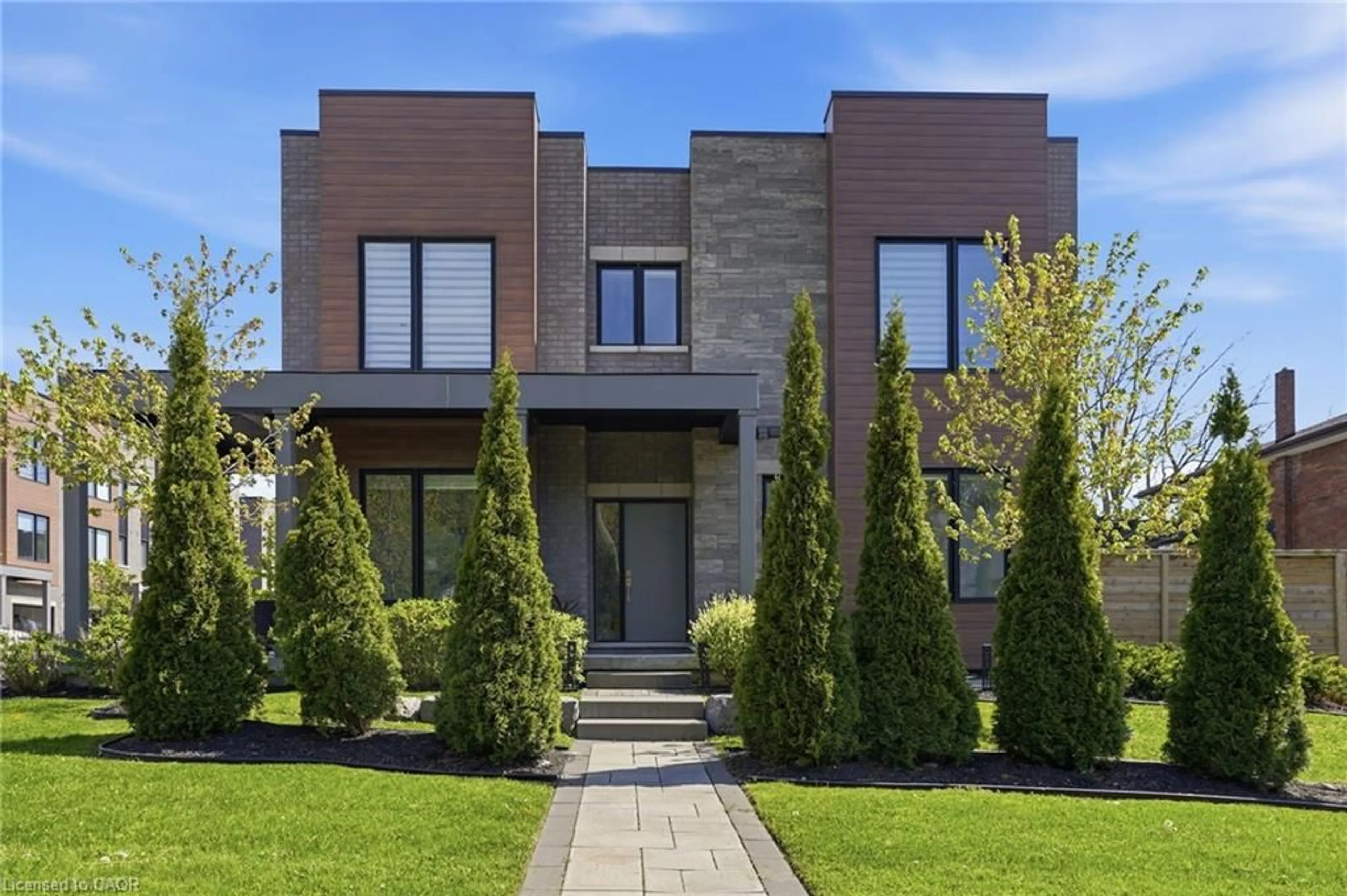 Home with brick exterior material, street for 107 Concession St #21, Cambridge Ontario N1R 2H2