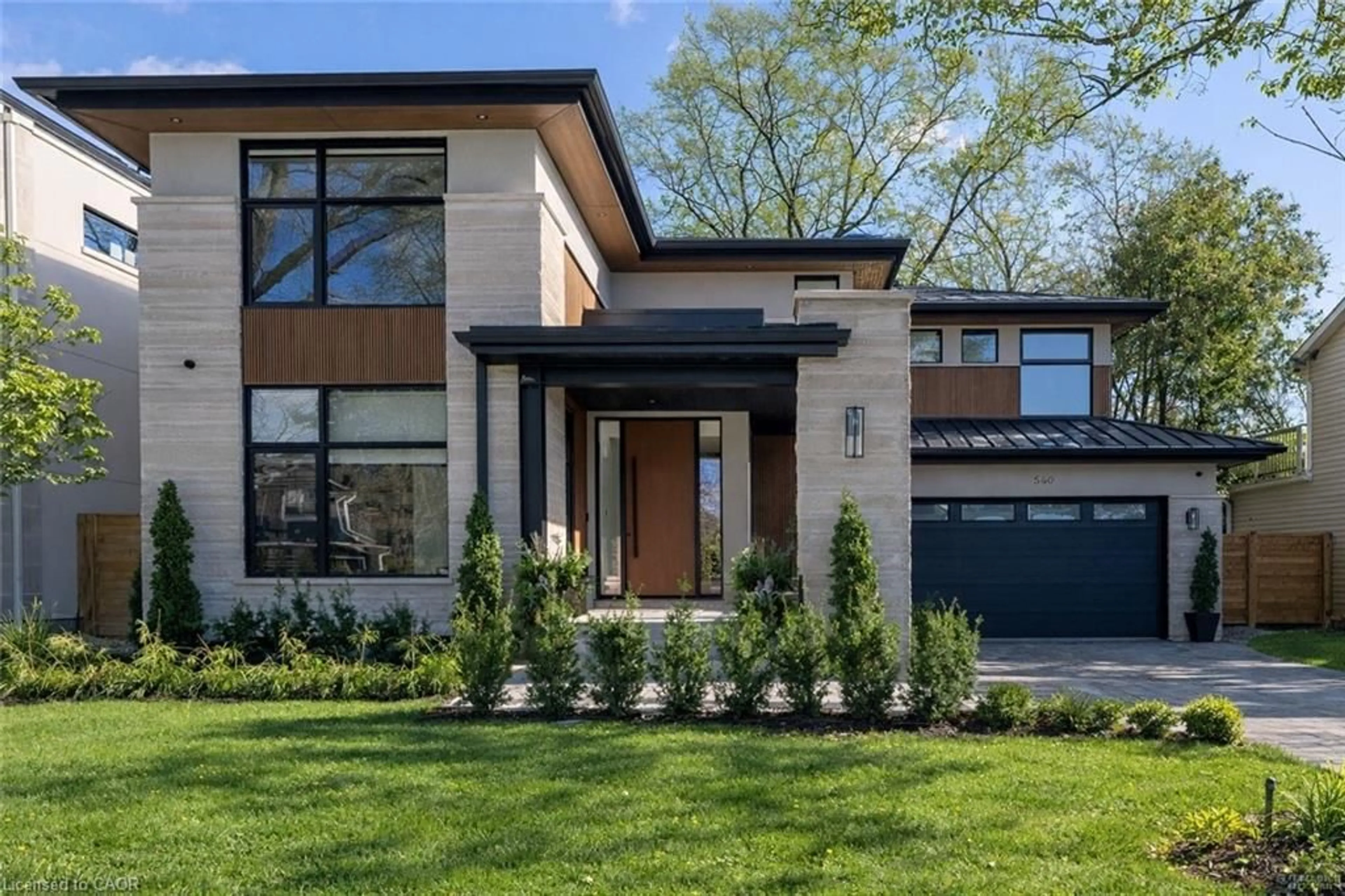 Home with brick exterior material, street for 540 Patricia Dr, Oakville Ontario L6K 1M2
