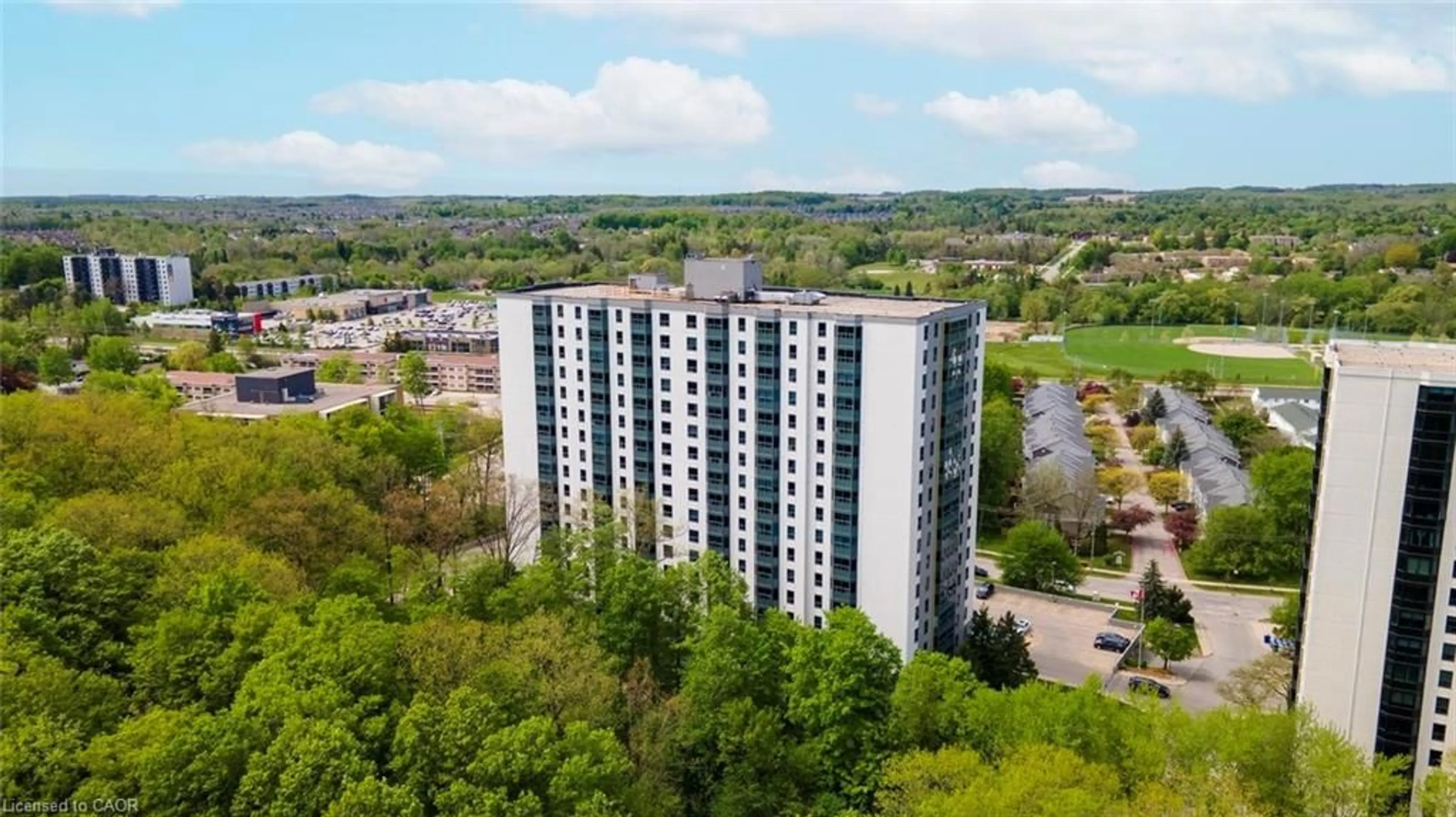 A pic from outside/outdoor area/front of a property/back of a property/a pic from drone, building for 55 Green Valley Dr #1502, Kitchener Ontario N2P 1Z6