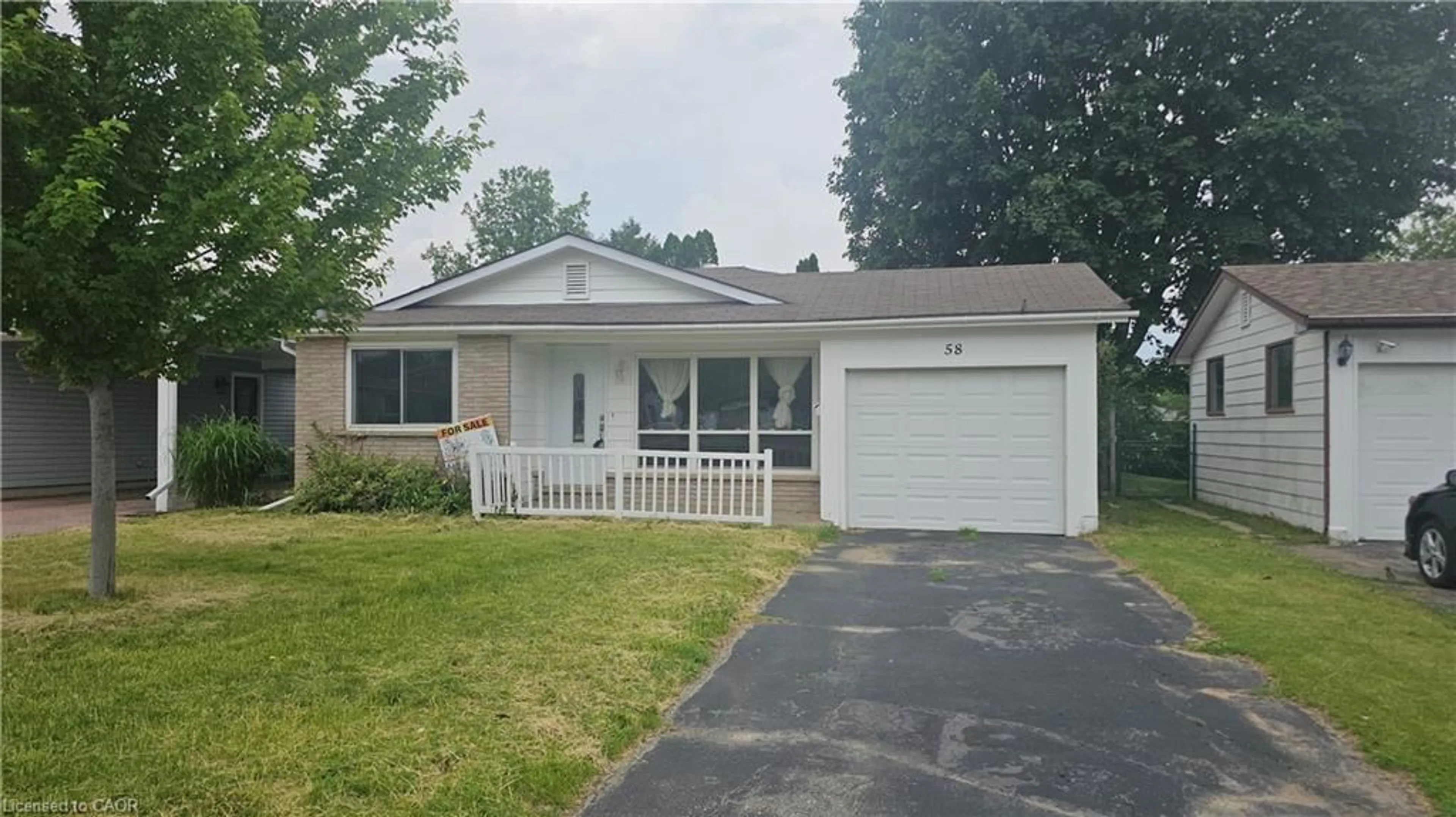 Home with vinyl exterior material, street for 58 Belwood Cres, Kitchener Ontario N2C 1Z3