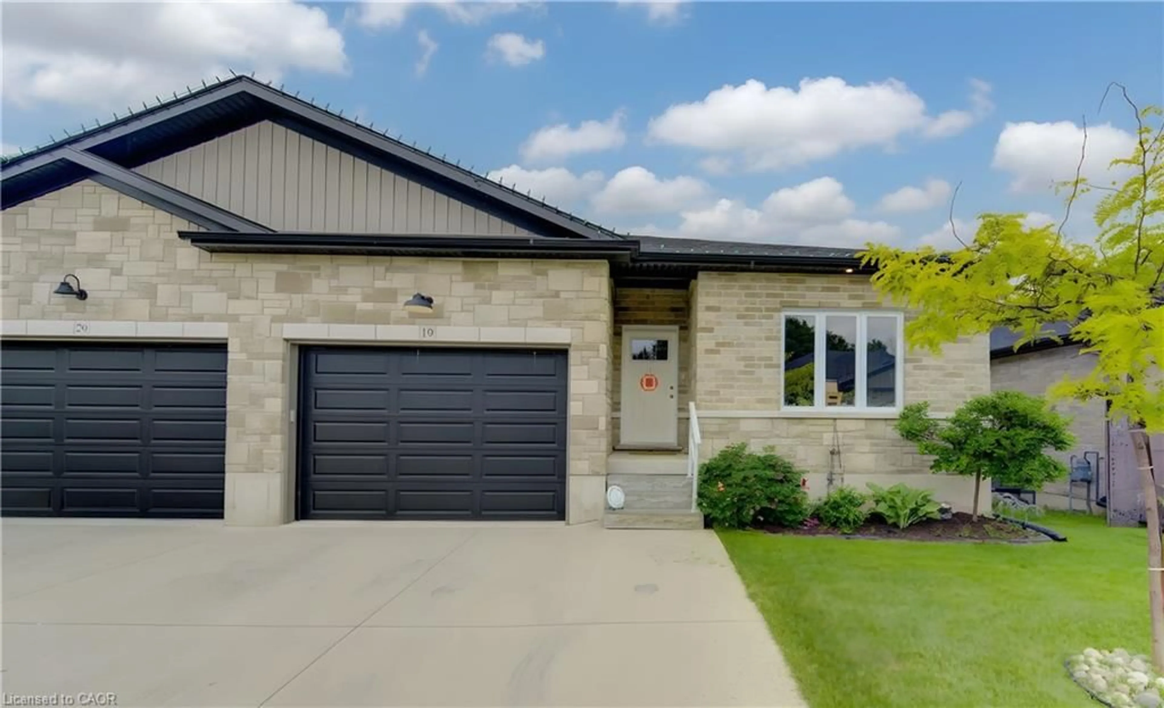 Home with brick exterior material, street for 575 Albert Ave #19, Listowel Ontario N4W 0G9