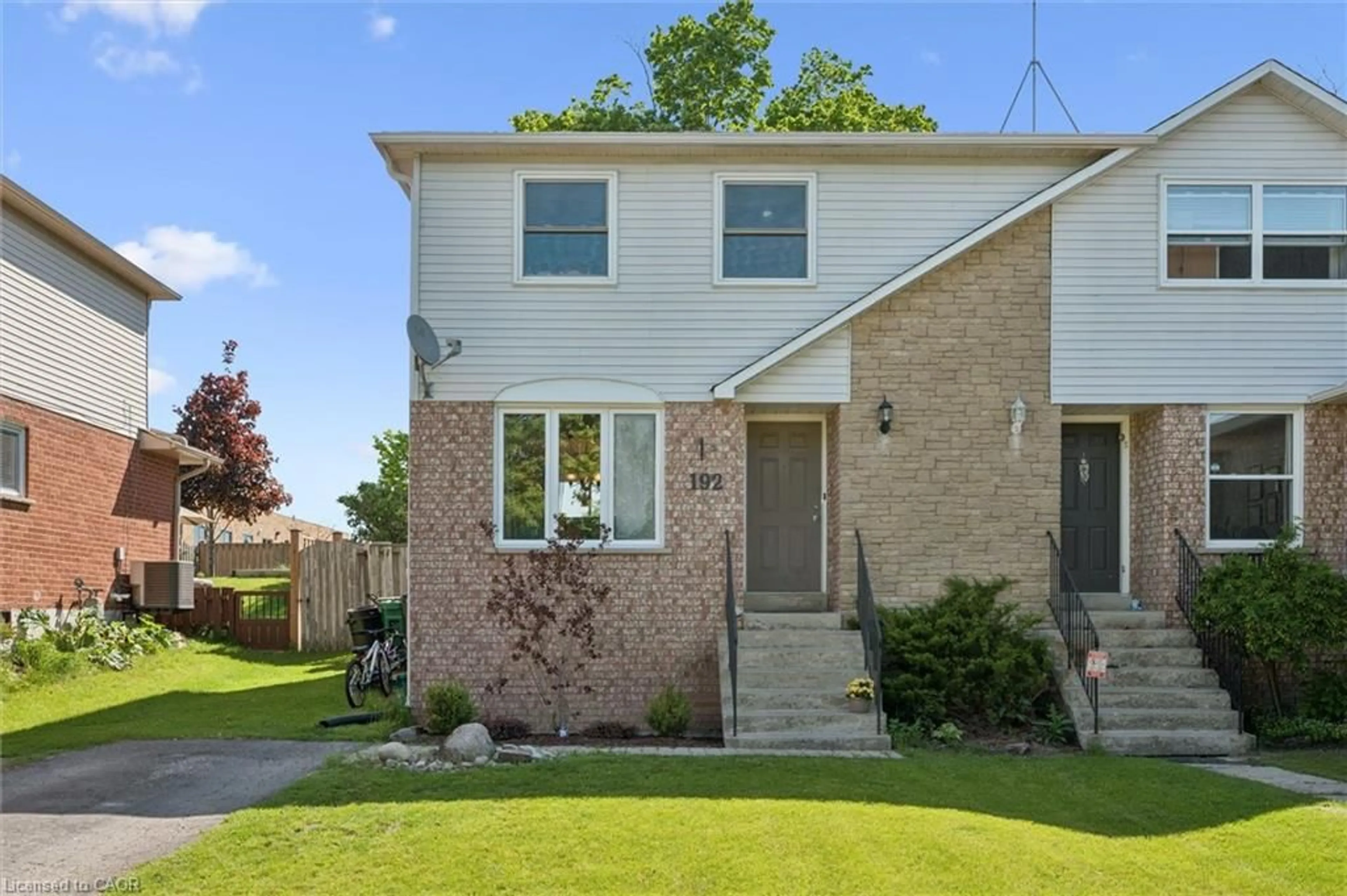 Home with brick exterior material, street for 192 Nith River Way, Ayr Ontario N0B 1E0