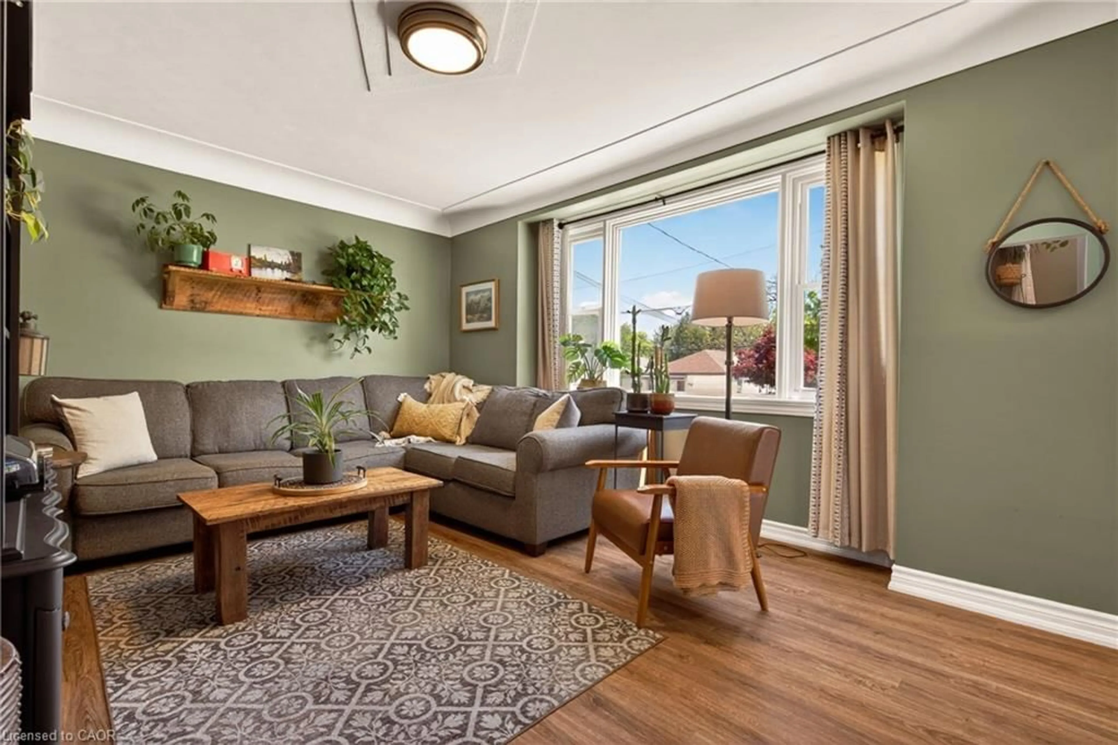 Living room with furniture, unknown for 496 Rosseau Rd, Hamilton Ontario L8K 4T5