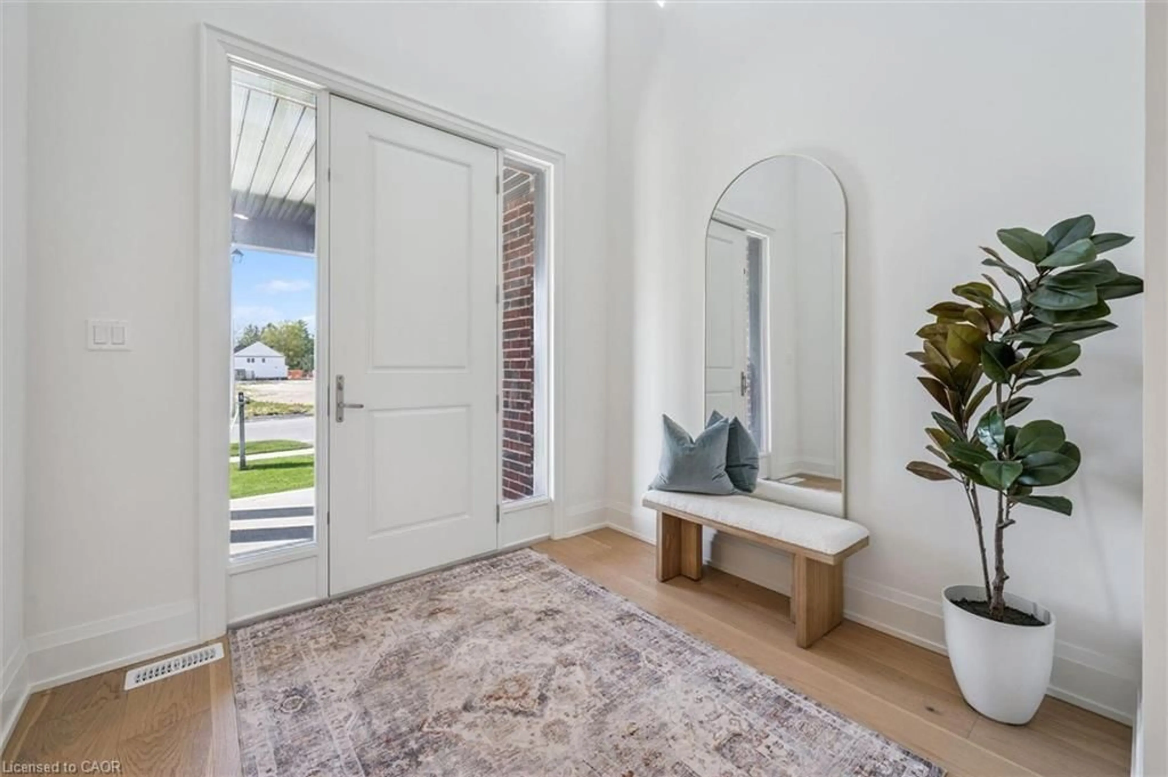 Indoor entryway for 51 Imrie Rd, Elora Ontario N0B 1S0