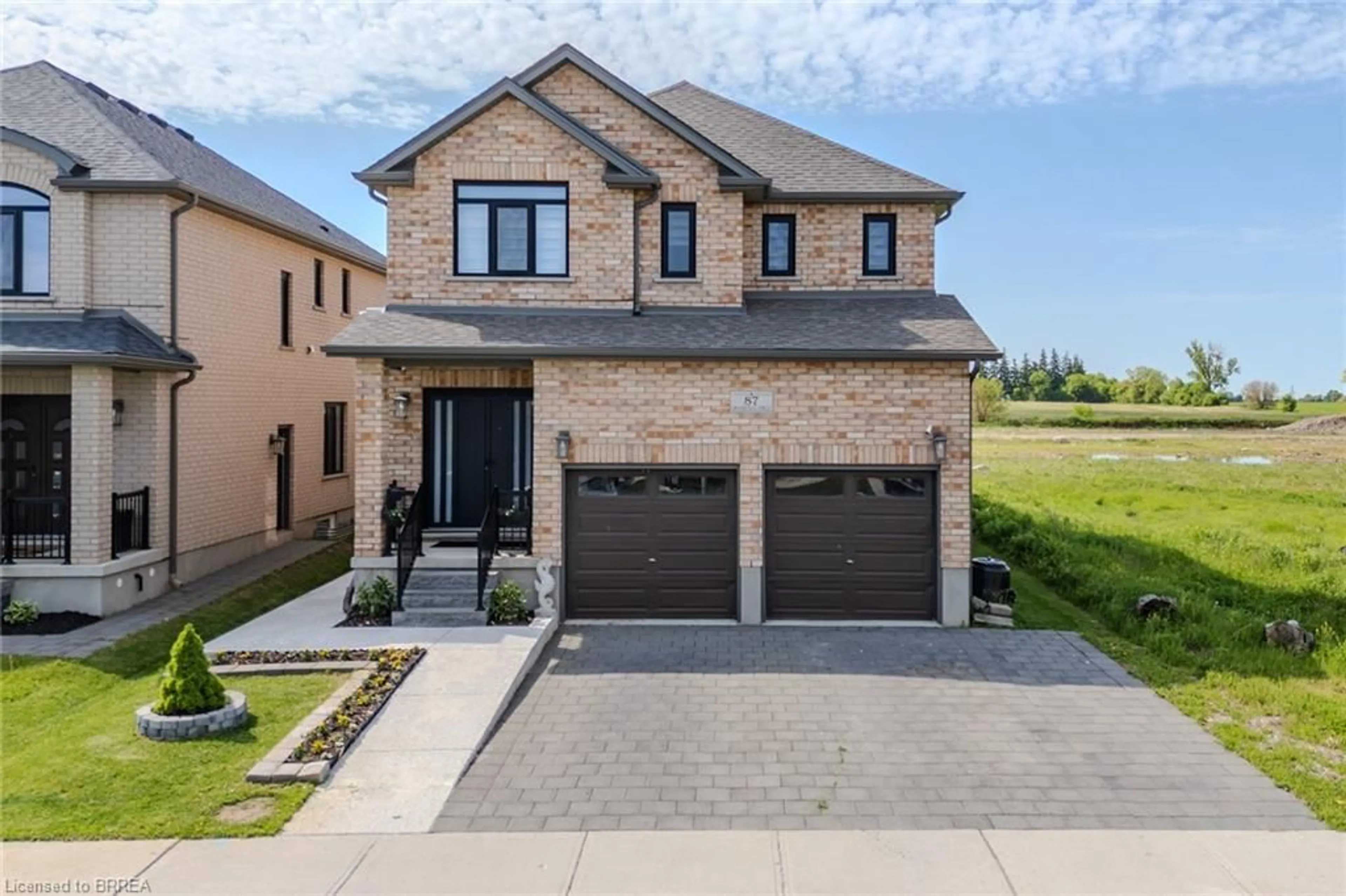 Home with brick exterior material, street for 87 Grandville Cir, Paris Ontario N3L 0J5
