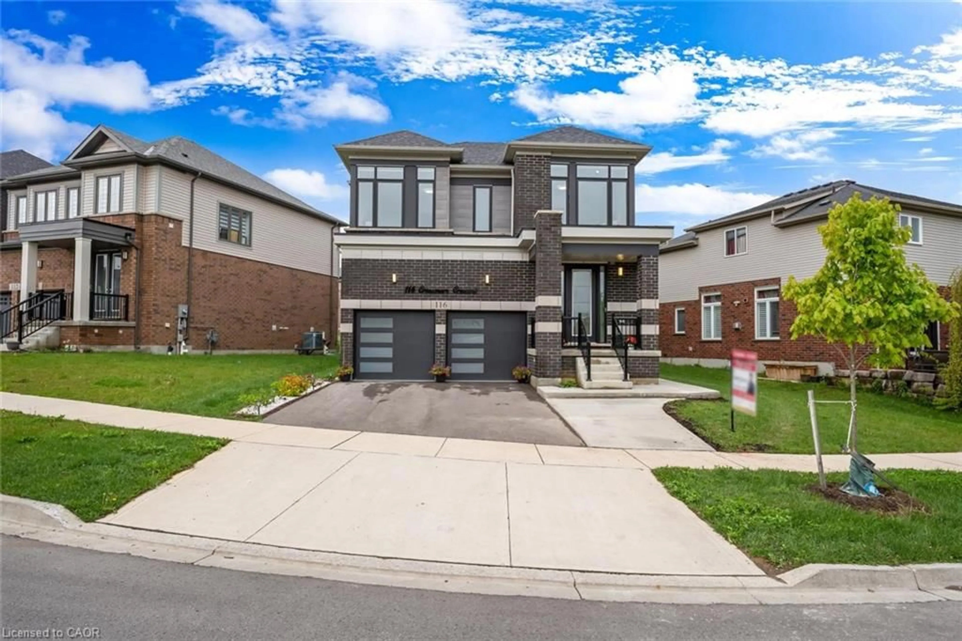 Home with brick exterior material, street for 116 Crossmore Cres, Cambridge Ontario N1S 0C7
