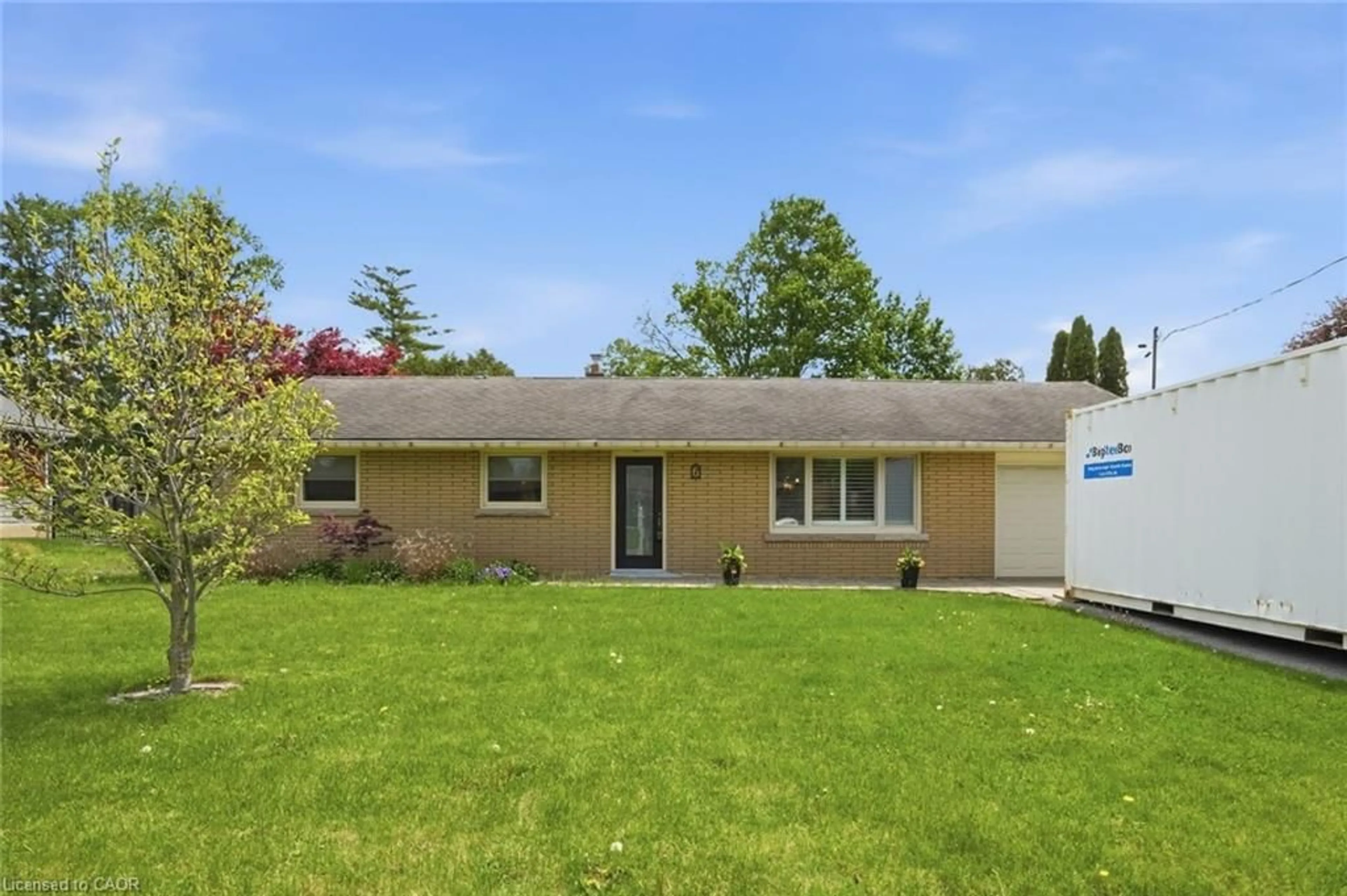 Home with vinyl exterior material, street for 6 Stewart Dr, Burford Ontario N0E 1A0