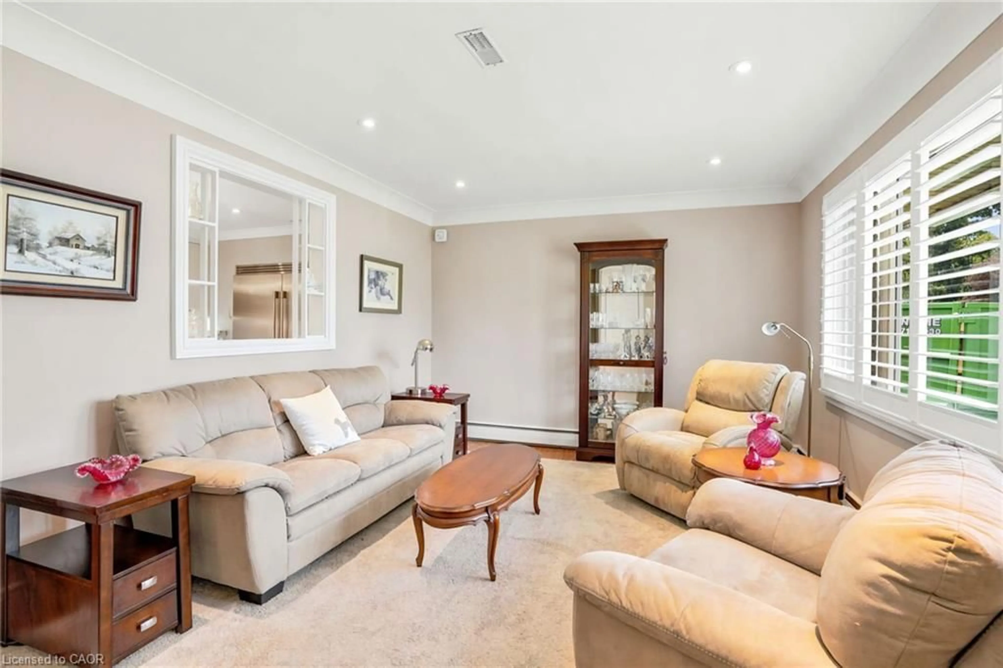 Living room with furniture, unknown for 6 Stewart Dr, Burford Ontario N0E 1A0